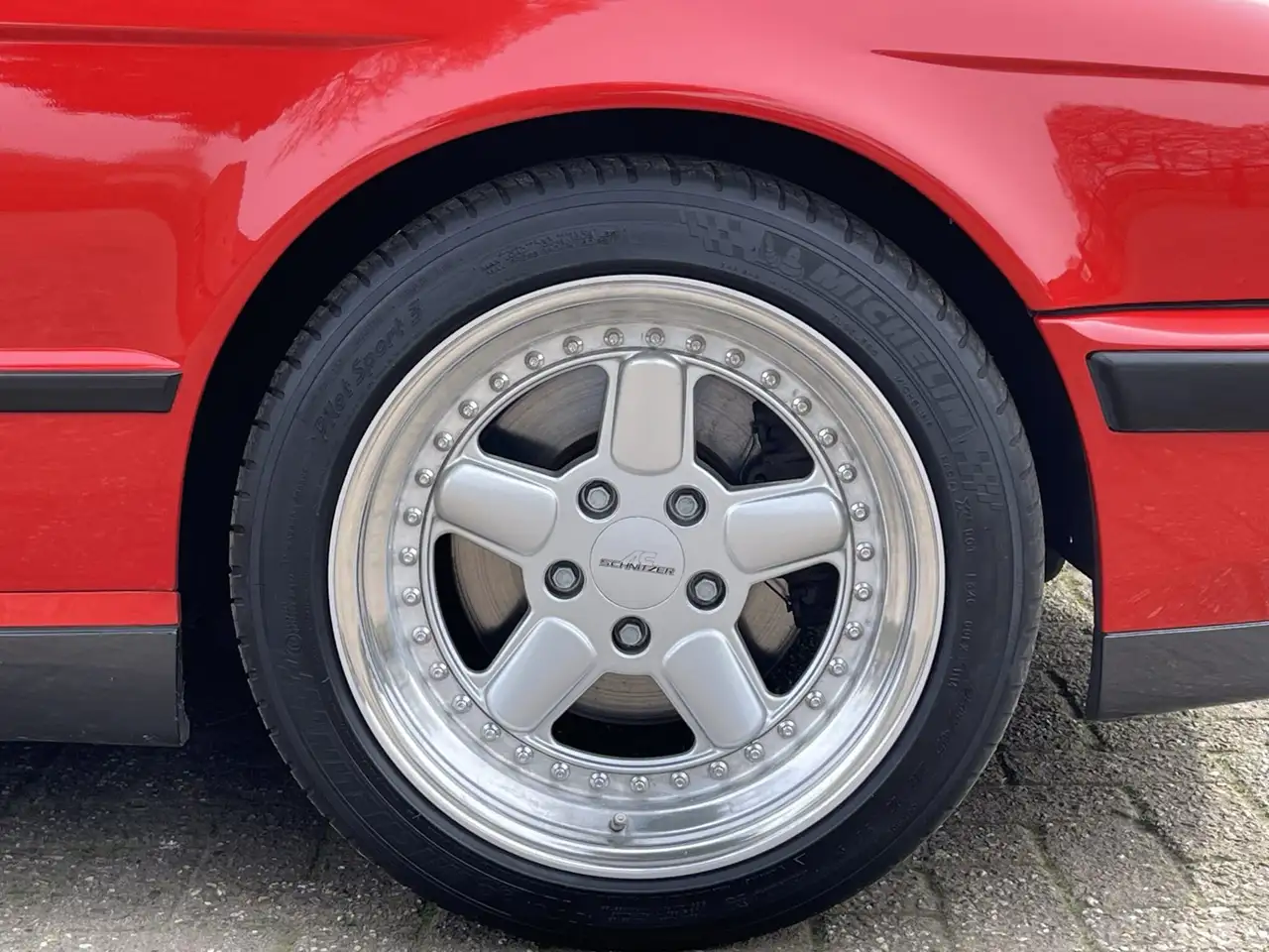 BMW M5 Touring E34 Mugello Red, foto 11