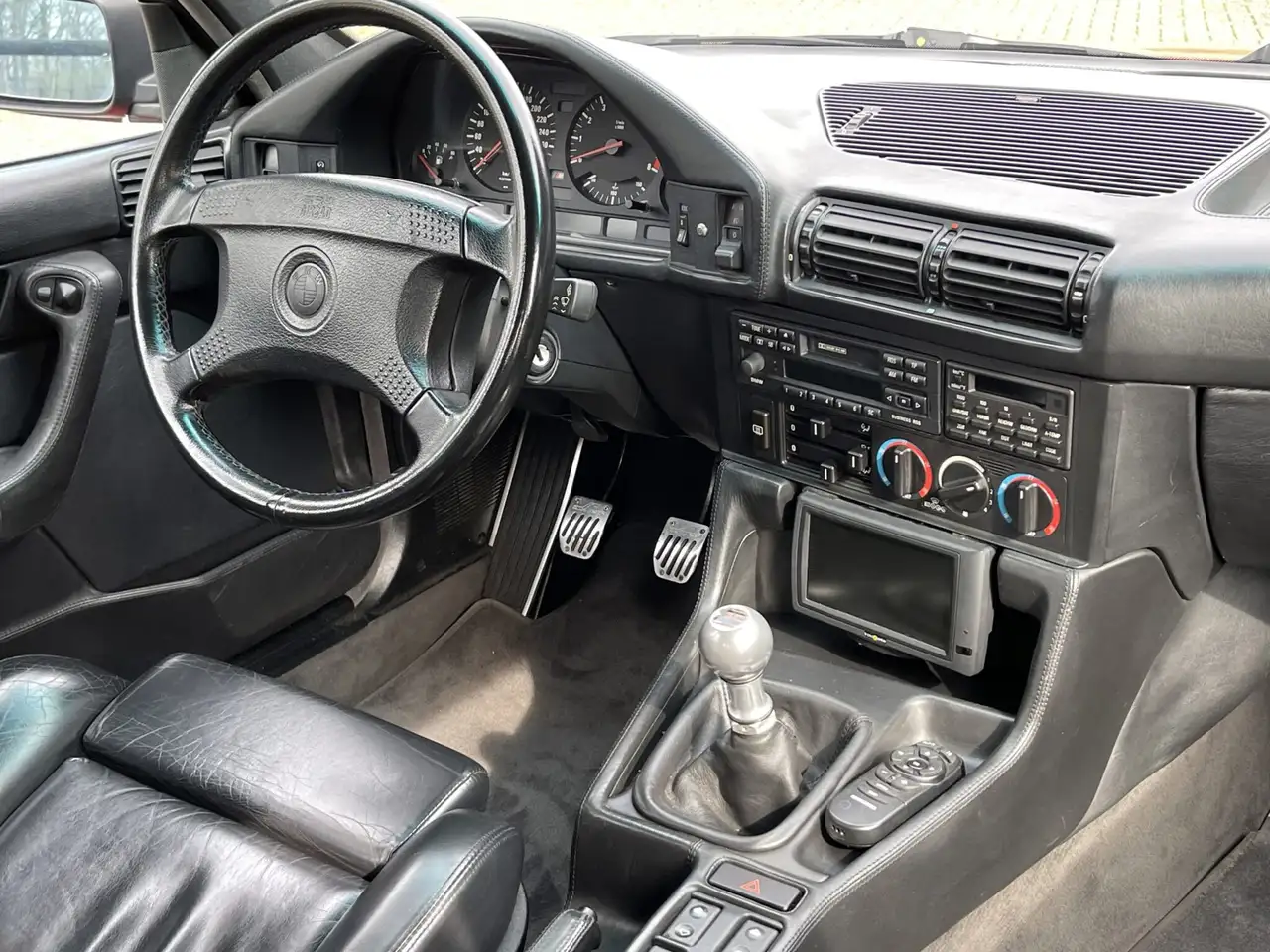 BMW M5 Touring E34 Mugello Red, foto 12