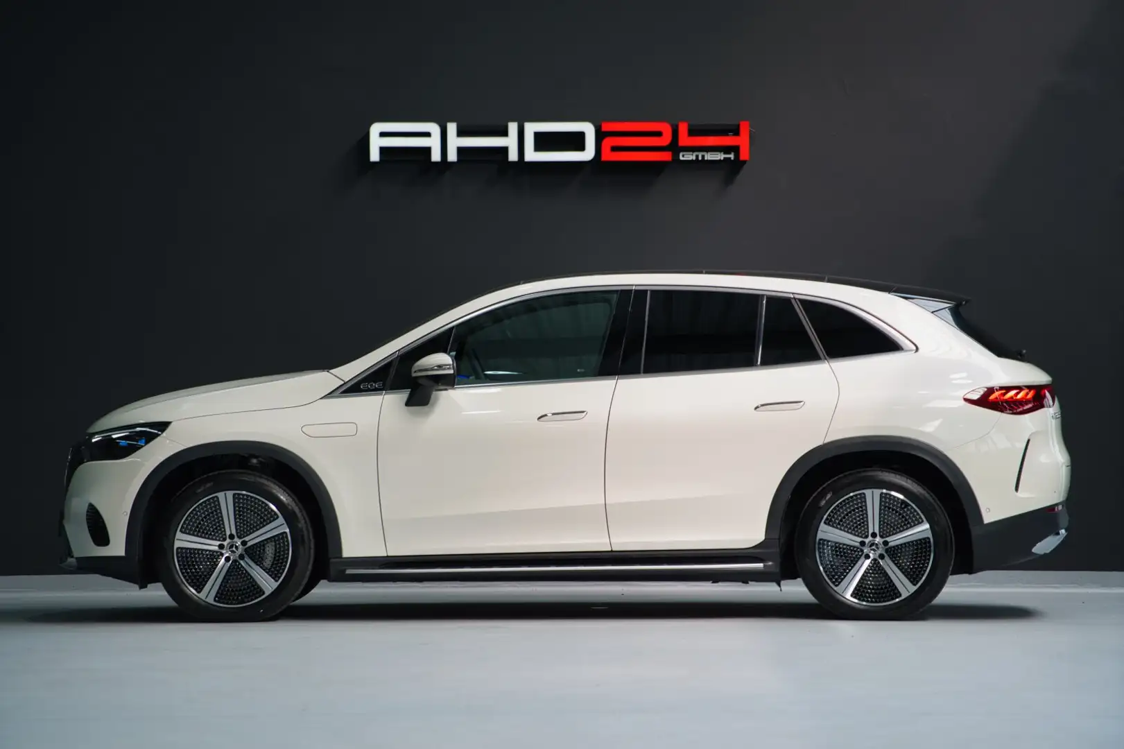 Mercedes-Benz EQE 350 EQE 350 + SUV Electric Art Premium  Navi/Distronic Noir - 2