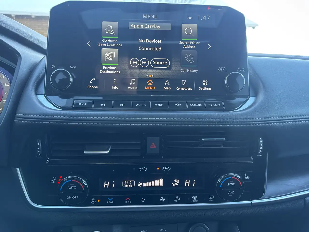 Nissan Rogue снимка Nissan Rogue