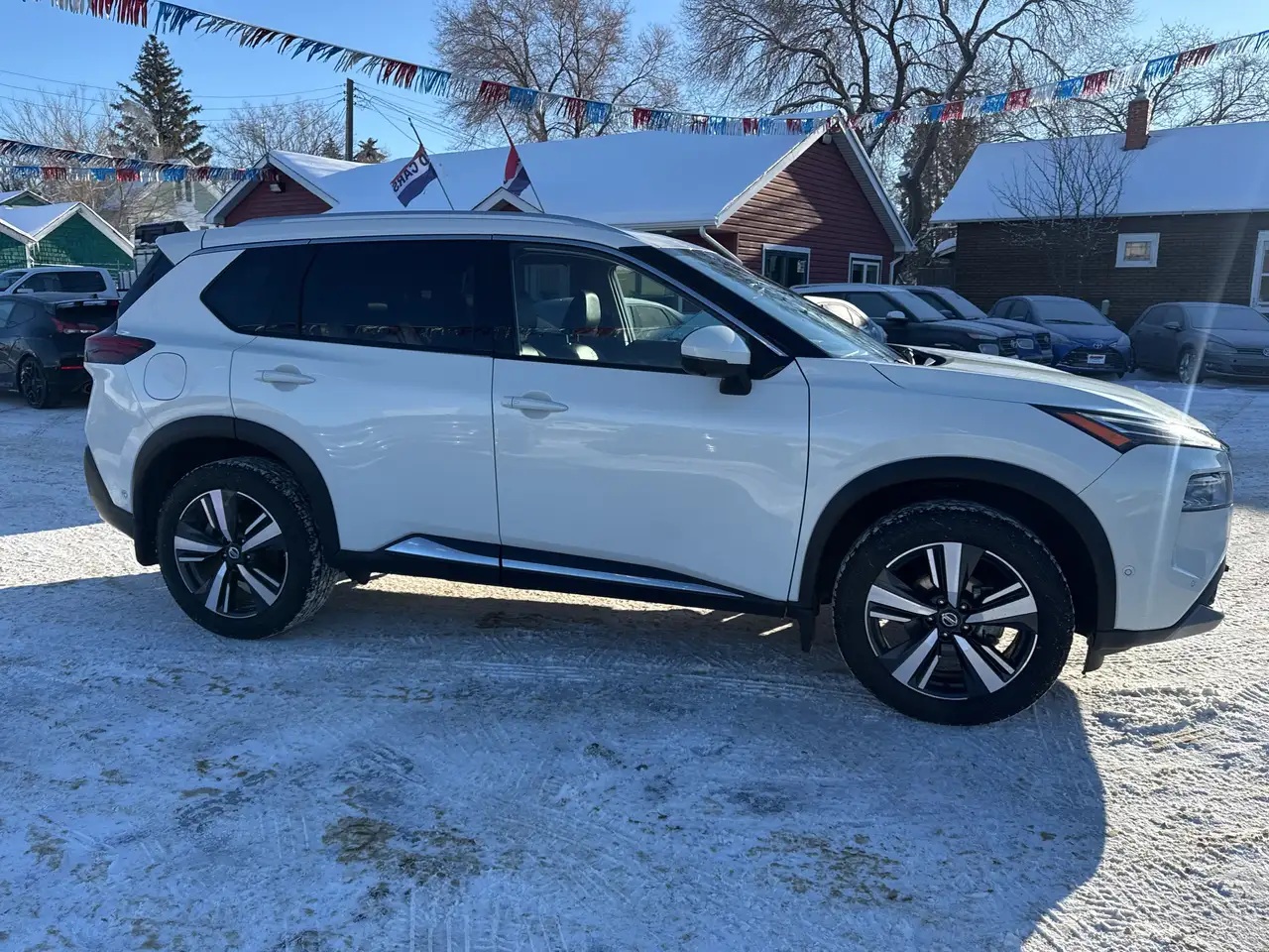 Nissan Rogue снимка Nissan Rogue