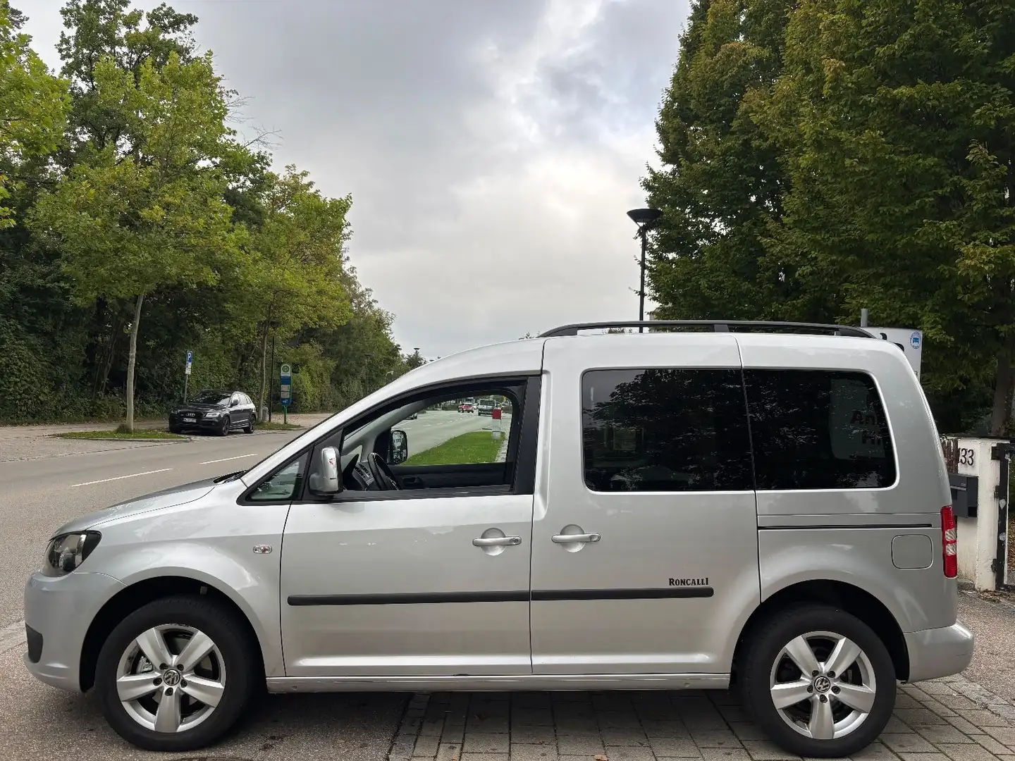 Volkswagen Caddy Kasten/Kombi Roncalli Trendline*TÜV* Argent - 2