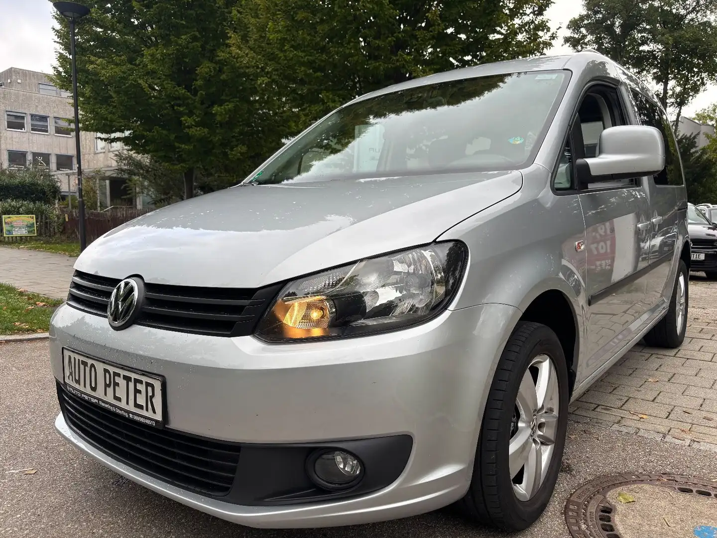 Volkswagen Caddy Kasten/Kombi Roncalli Trendline*TÜV* Argent - 1