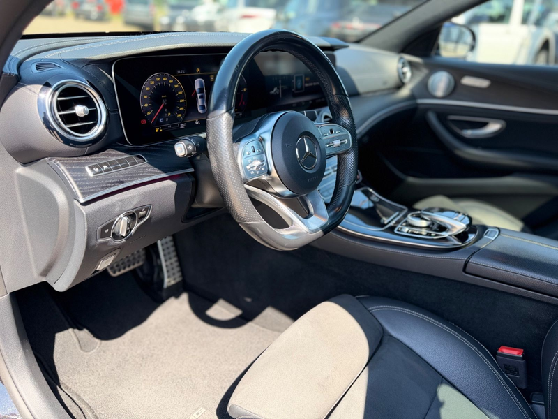 Mercedes-Benz E 400 d 4Matic AMG Line — photo 14