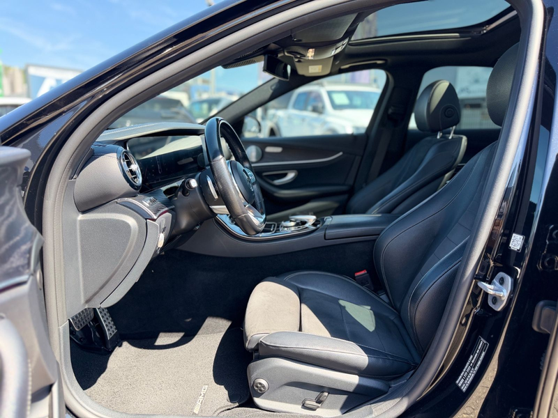Mercedes-Benz E 400 d 4Matic AMG Line — photo 12