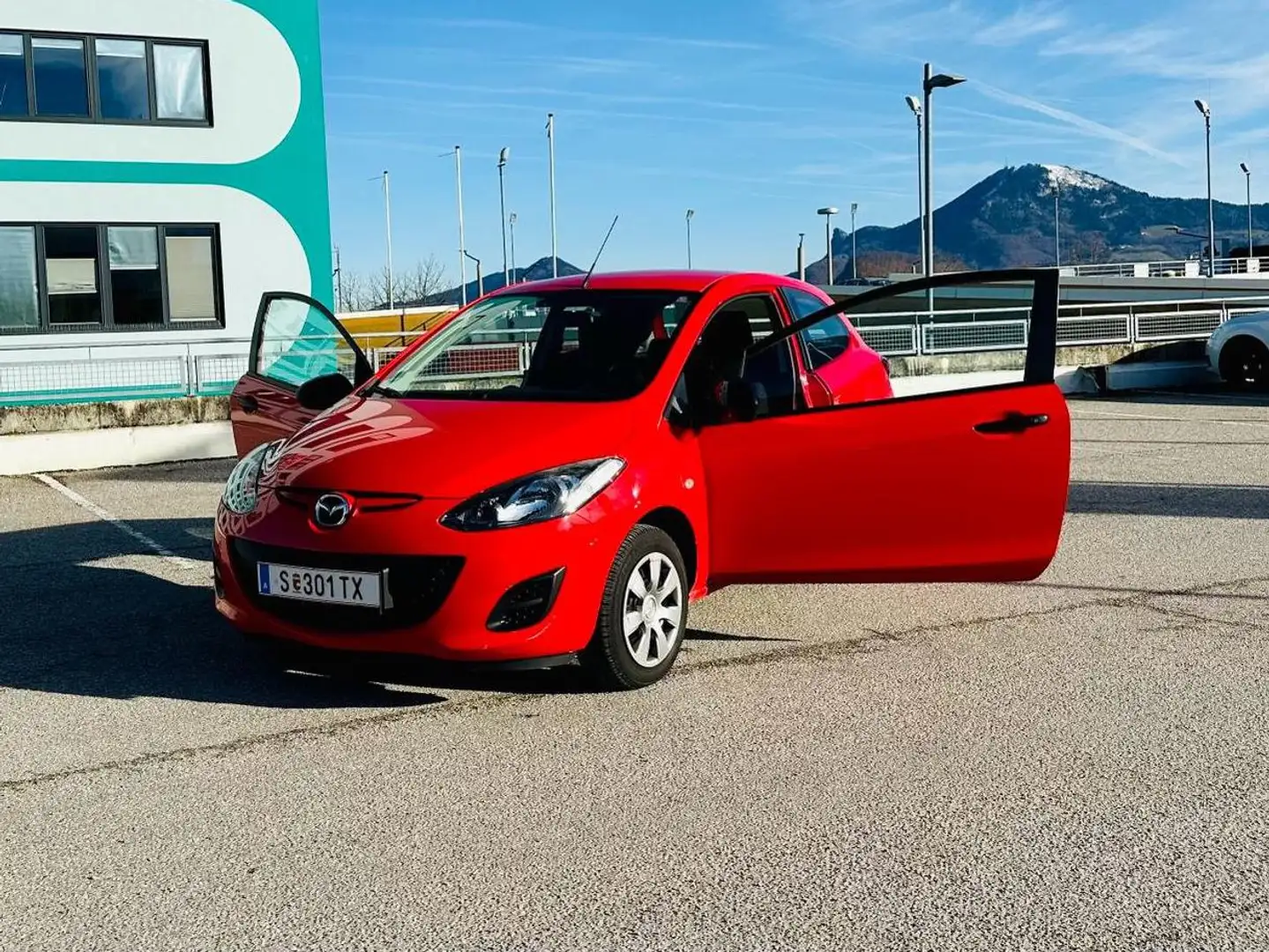 Mazda 2 Mazda 2 1,3i Life Life Kırmızı - 1