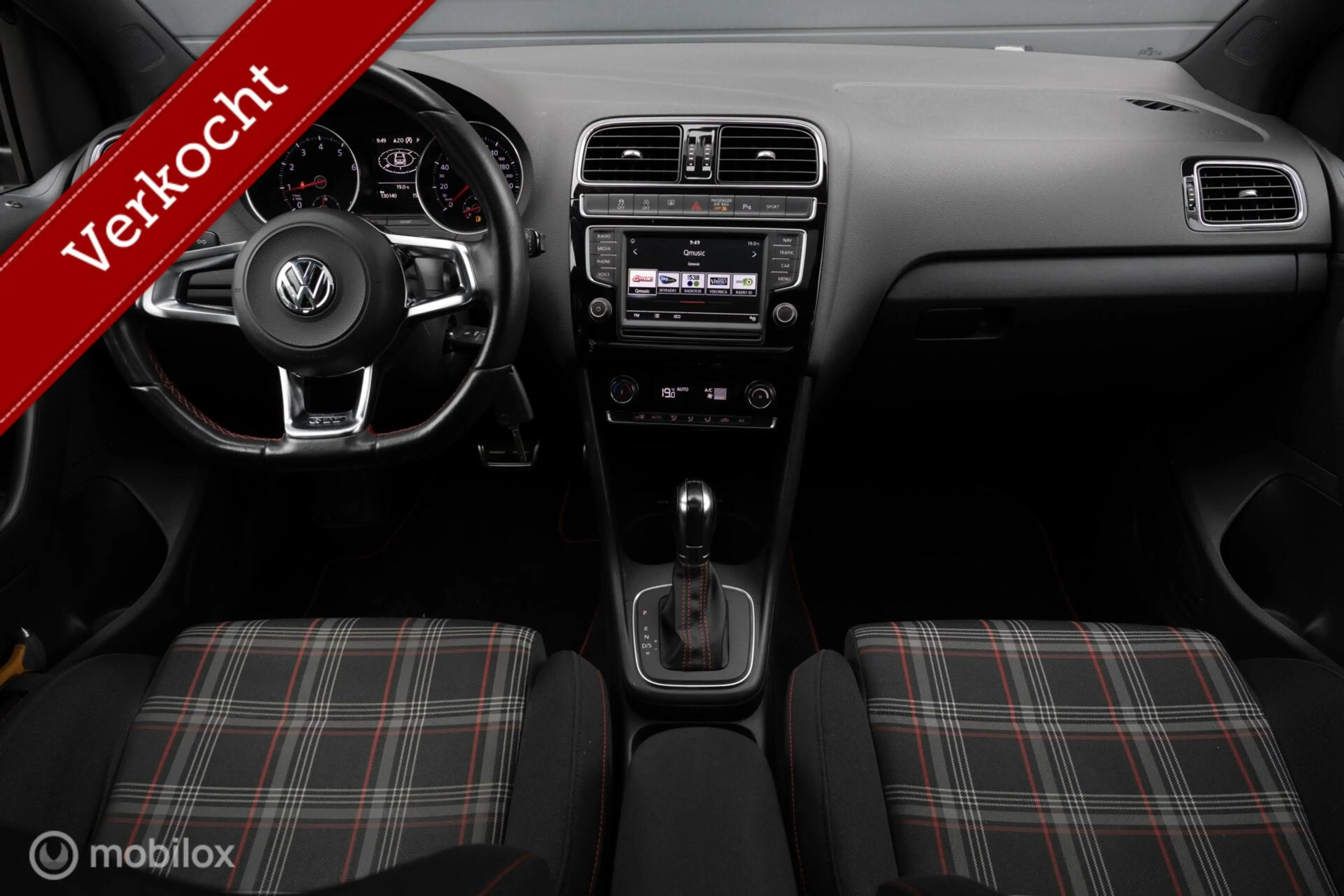 Volkswagen Polo GTI 1.8 TSI LED Pano Clima NL AUTO Navi 5drs — photo 2