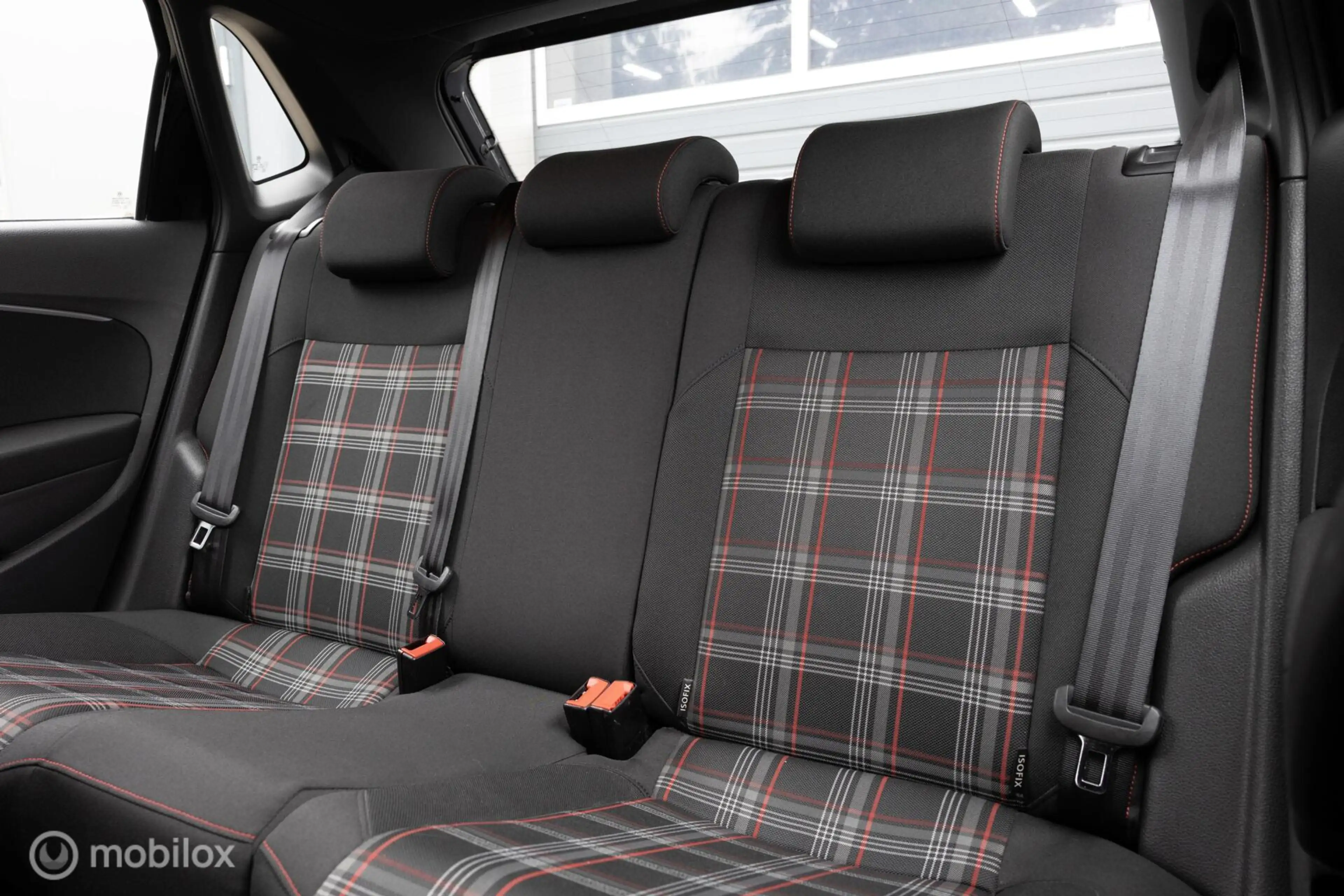 Volkswagen Polo GTI 1.8 TSI LED Pano Clima NL AUTO Navi 5drs — photo 35