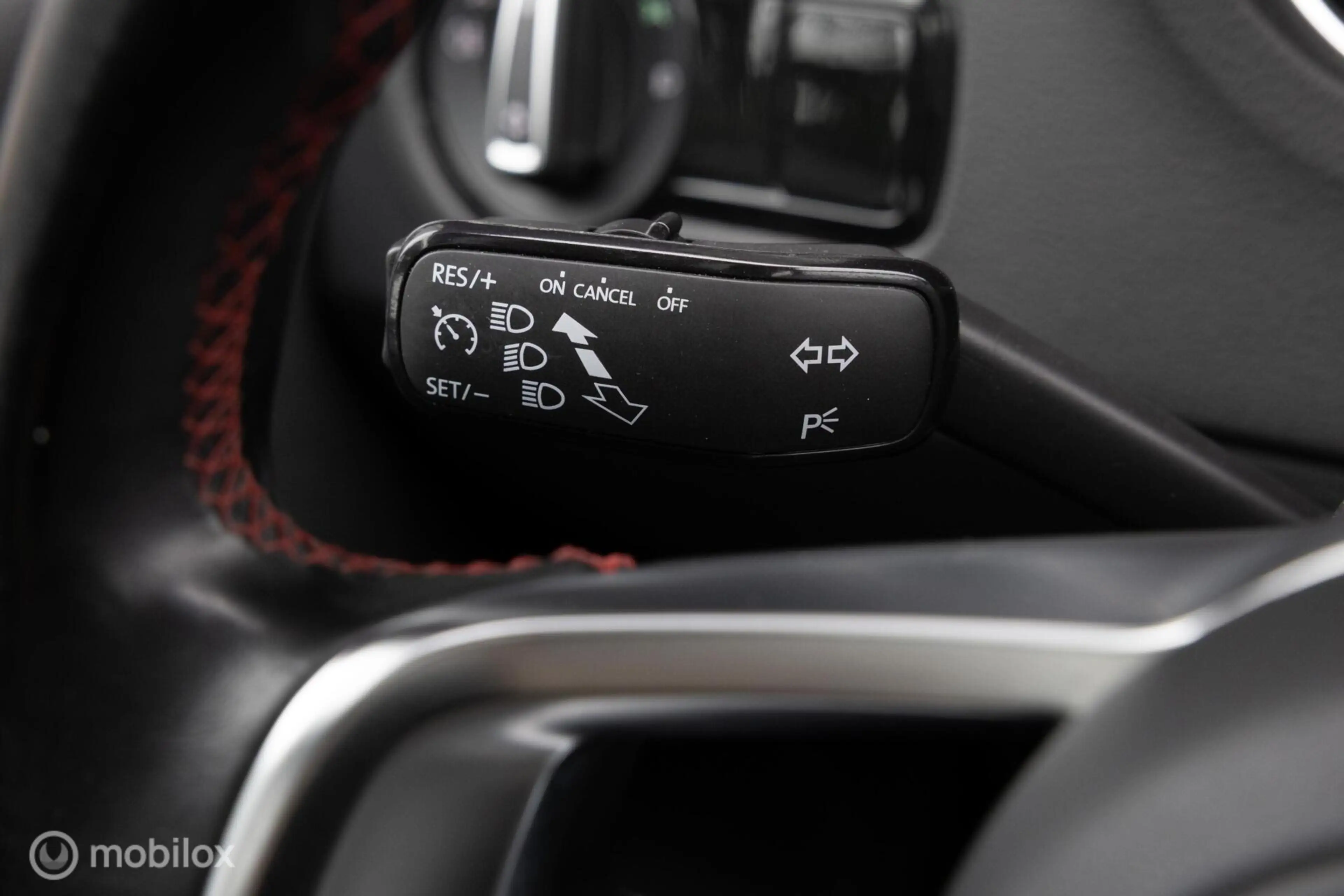 Volkswagen Polo GTI 1.8 TSI LED Pano Clima NL AUTO Navi 5drs — photo 15