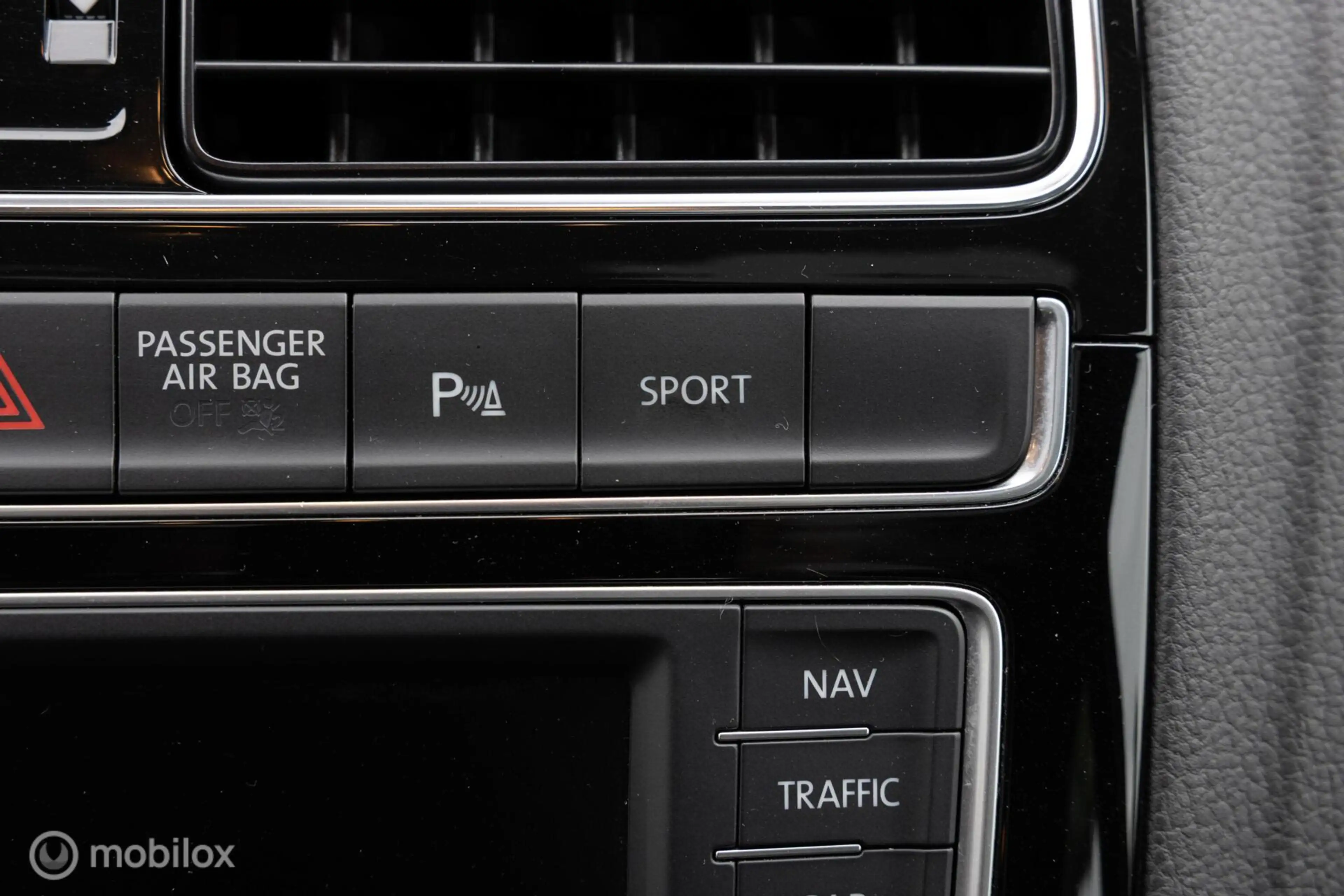 Volkswagen Polo GTI 1.8 TSI LED Pano Clima NL AUTO Navi 5drs — photo 25