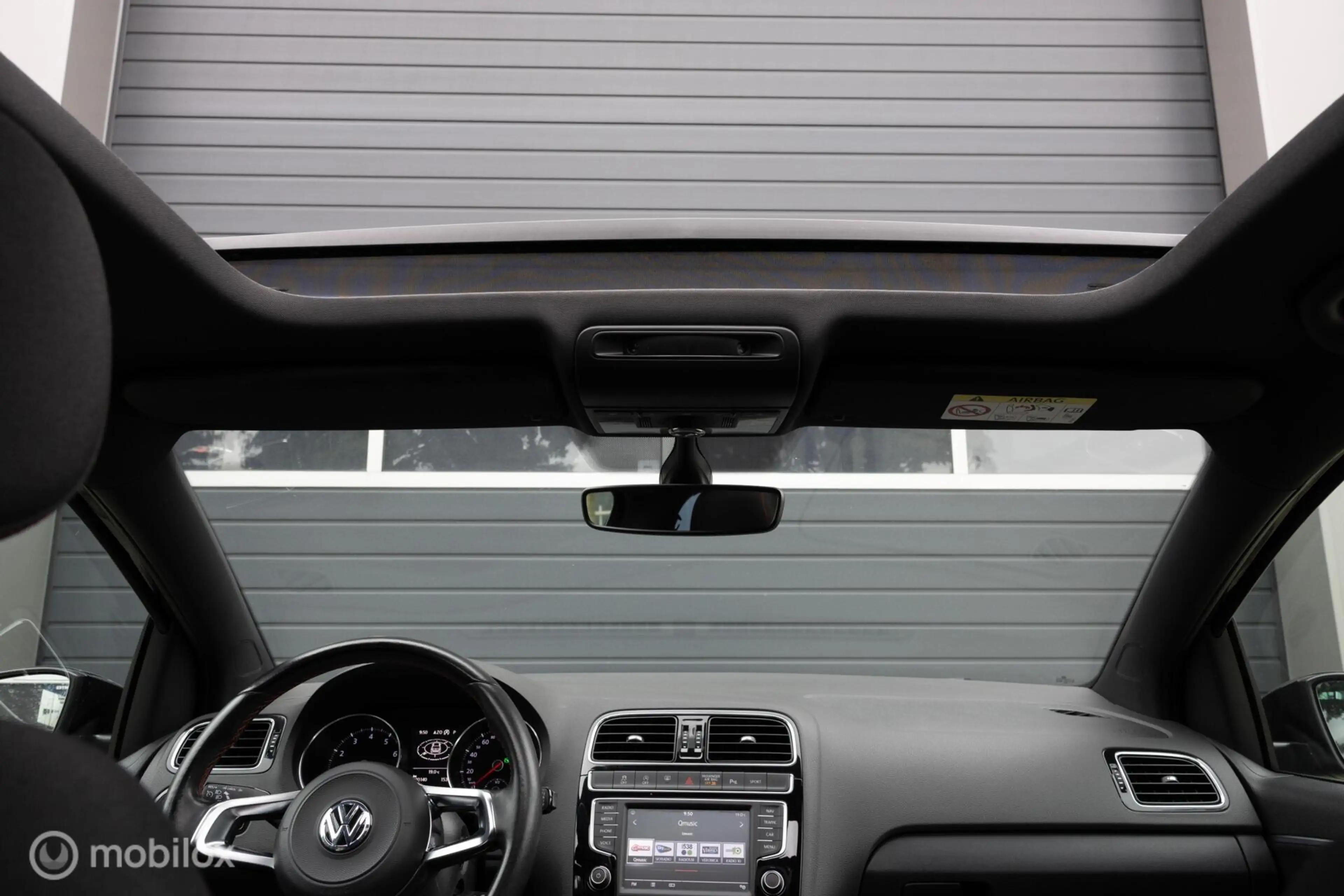 Volkswagen Polo GTI 1.8 TSI LED Pano Clima NL AUTO Navi 5drs — photo 26