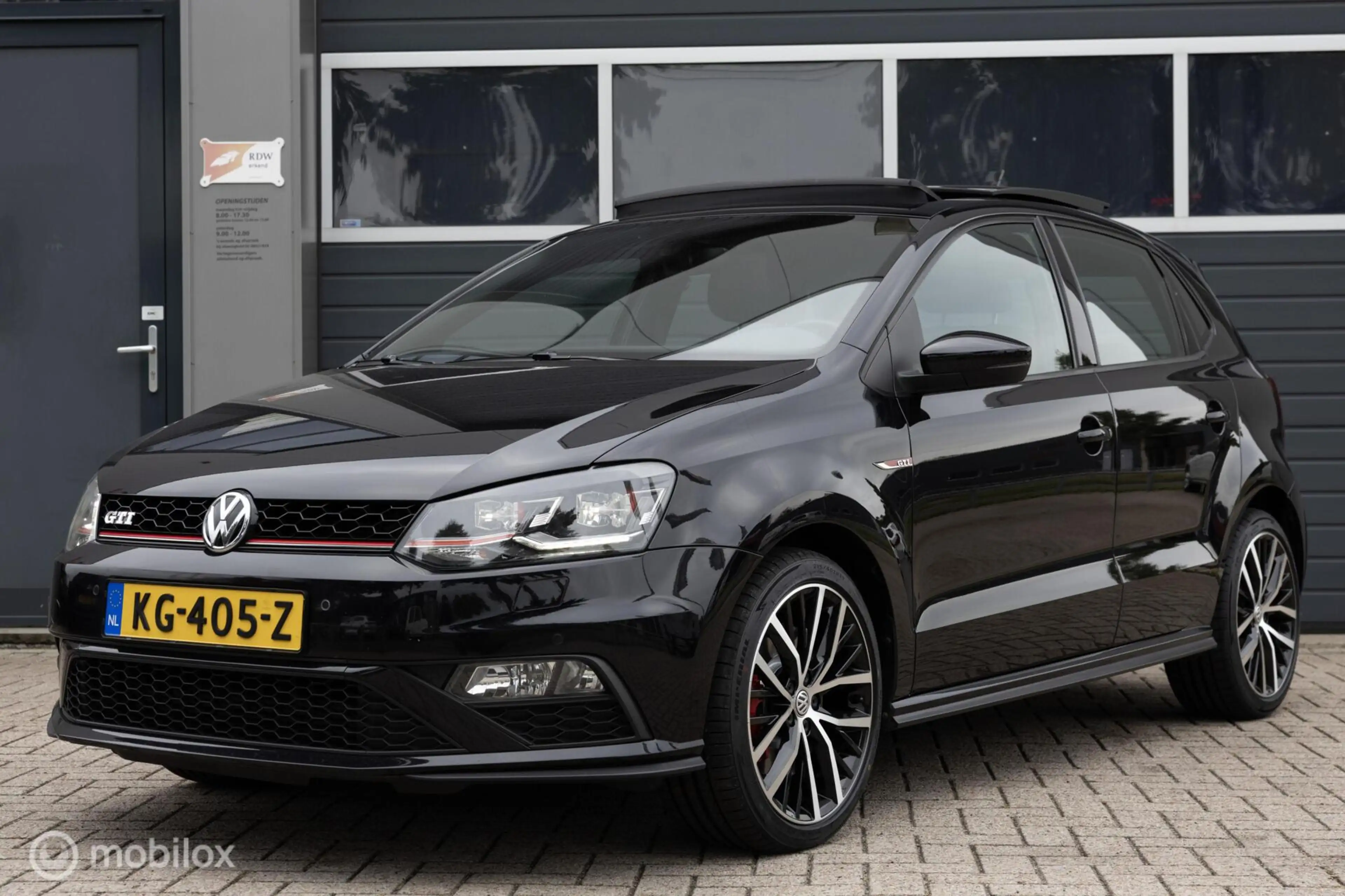 Volkswagen Polo GTI 1.8 TSI LED Pano Clima NL AUTO Navi 5drs — photo 43