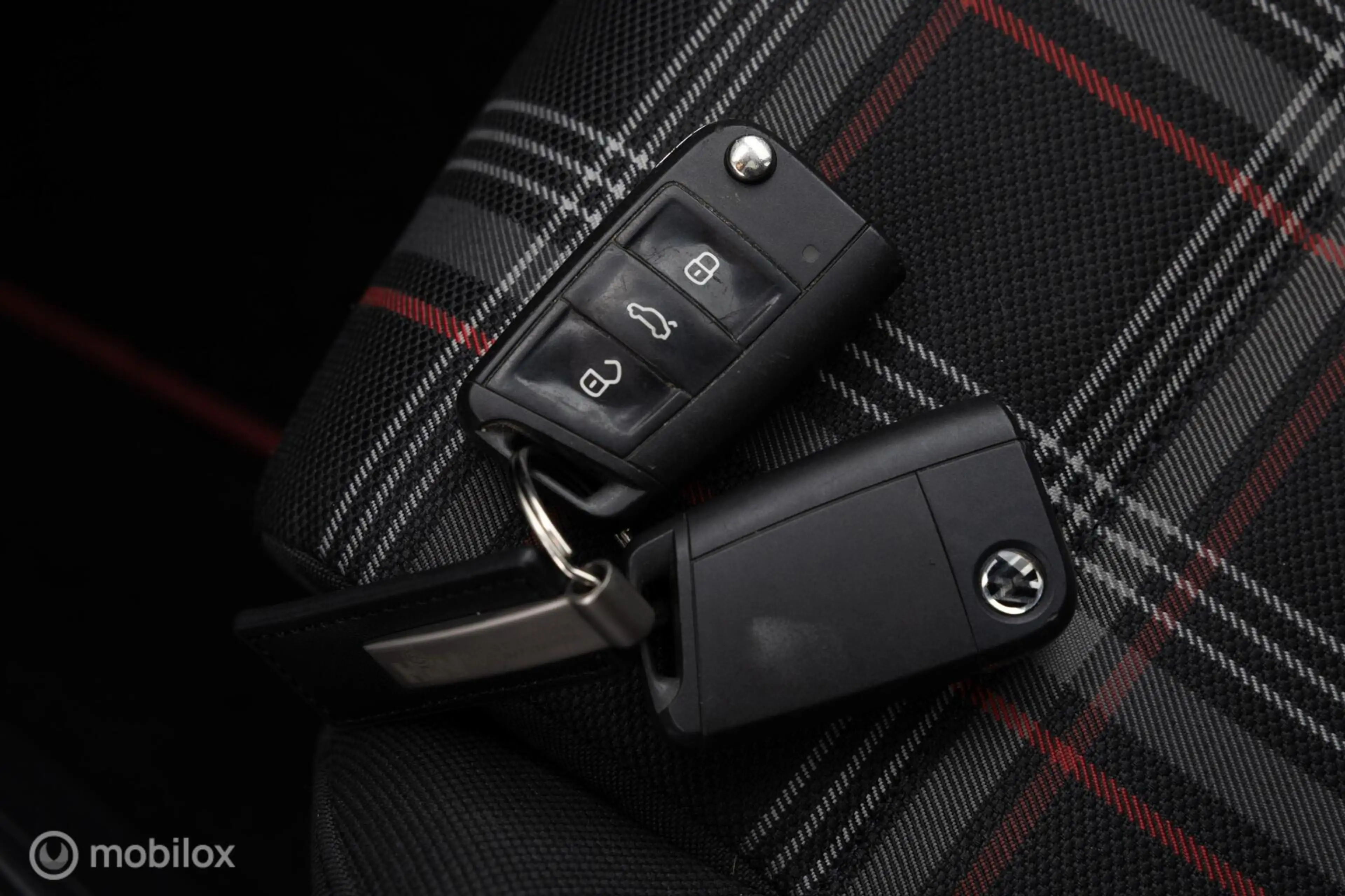 Volkswagen Polo GTI 1.8 TSI LED Pano Clima NL AUTO Navi 5drs — photo 24