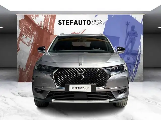 DS Automobiles DS 7 Crossback view 2