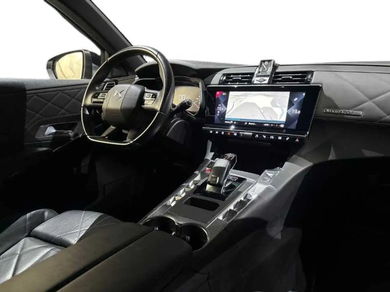 DS Automobiles DS 7 Crossback 2022 — фото 15
