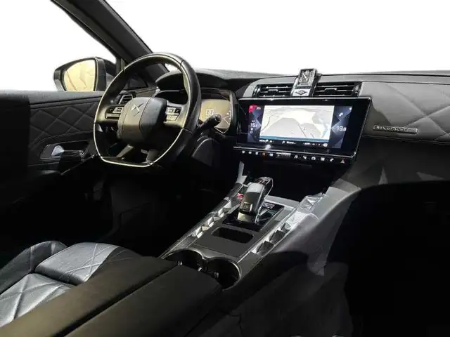 DS Automobiles DS 7 Crossback view 15
