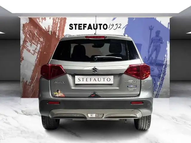 Suzuki Vitara view 6