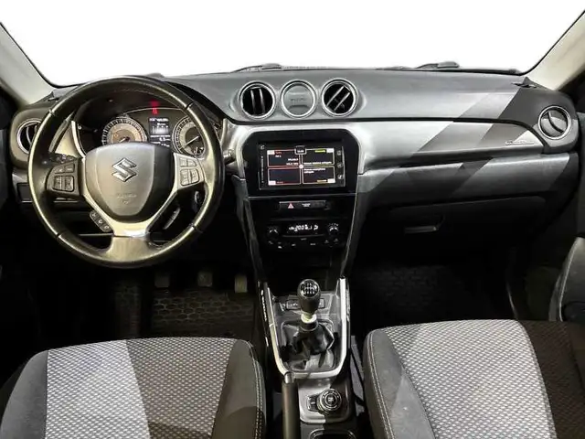 Suzuki Vitara view 13
