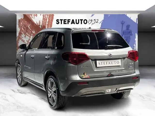 Suzuki Vitara view 5