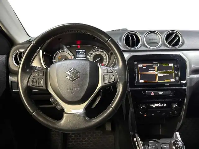 Suzuki Vitara view 14