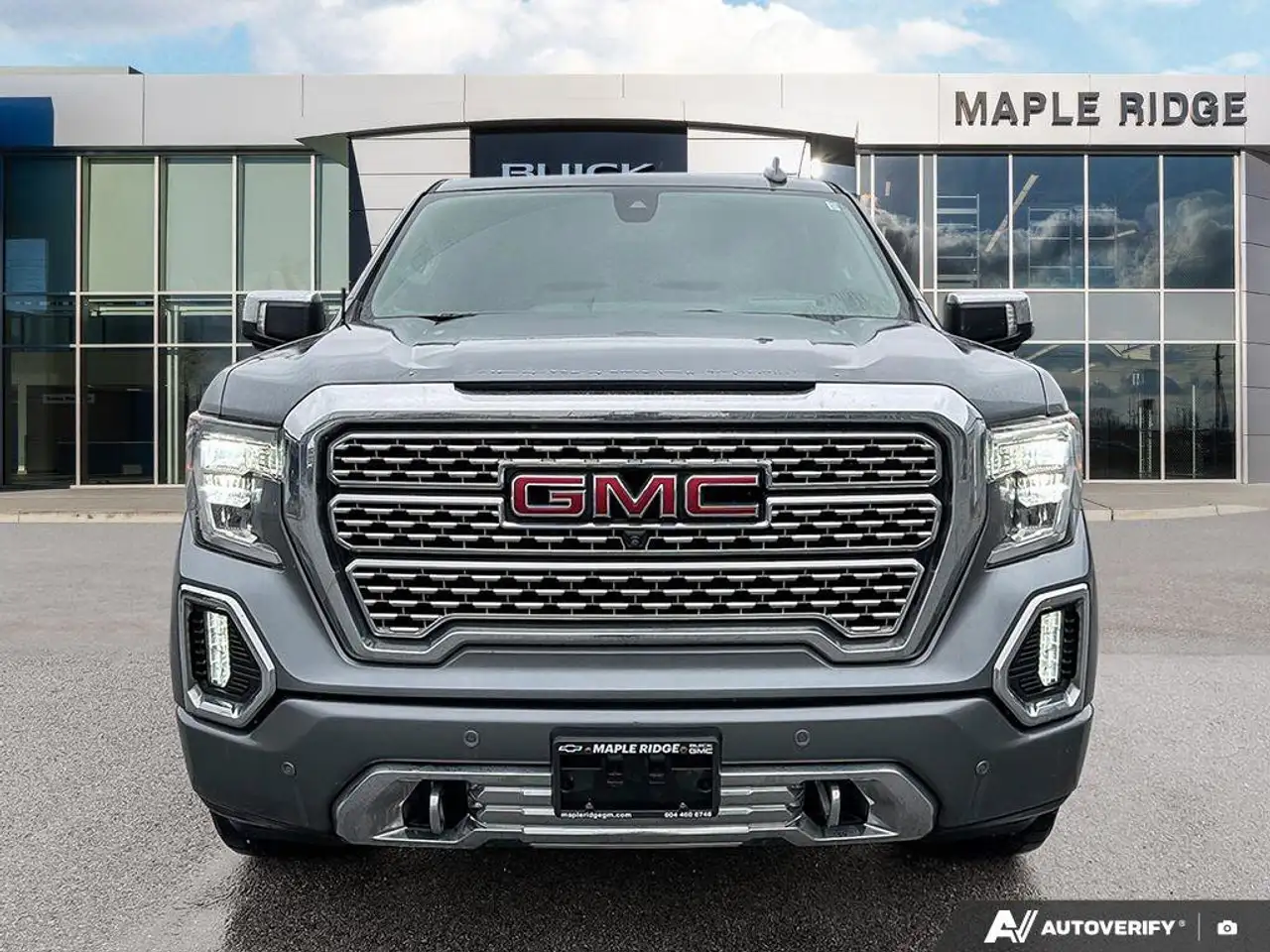 GMC Sierra 1500 снимка GMC Sierra 1500