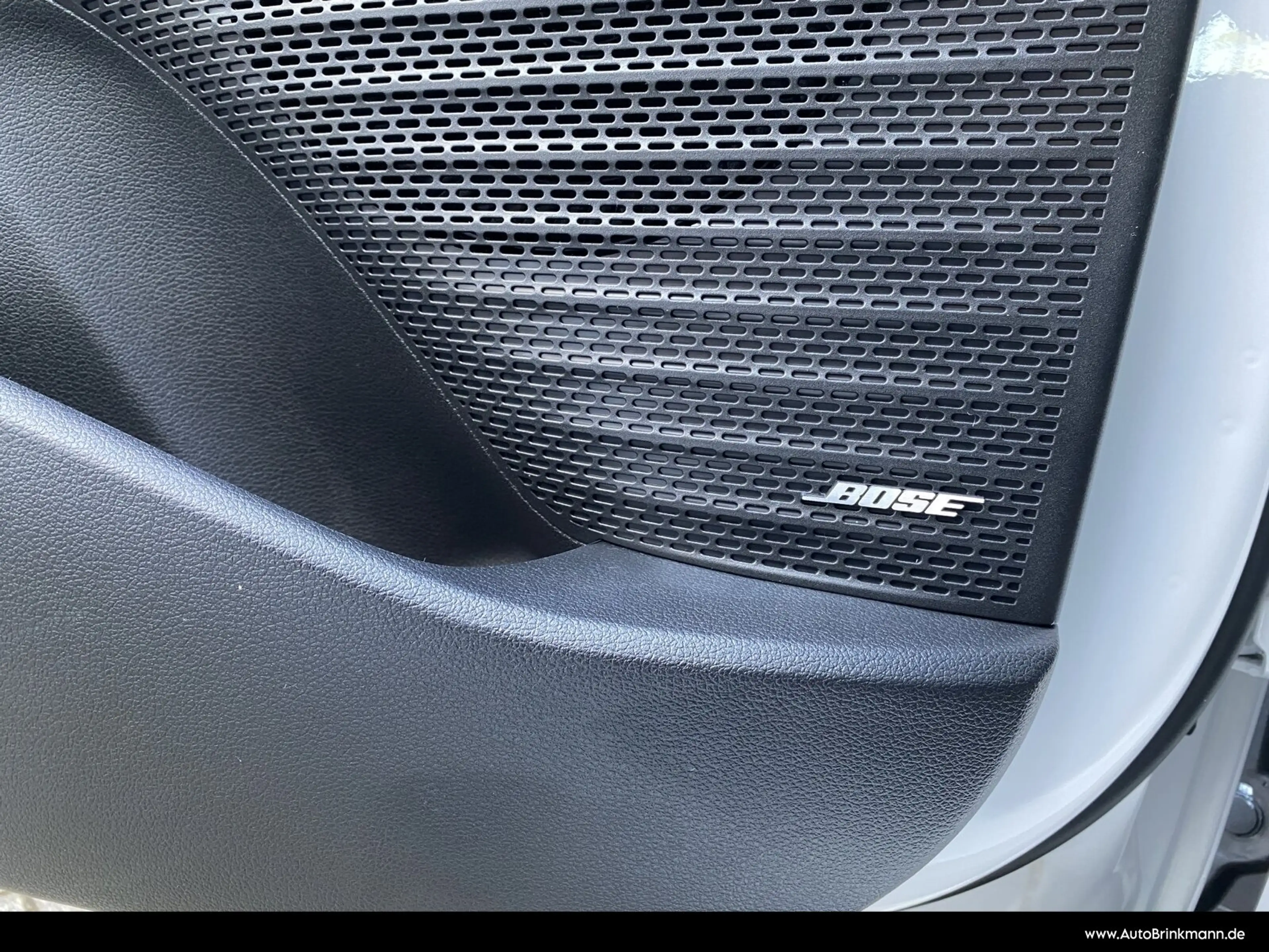 Hyundai BAYON Bayon 1.0 T-GDI Blackline Navi/LED/BOSE Sound SHZ — photo 11
