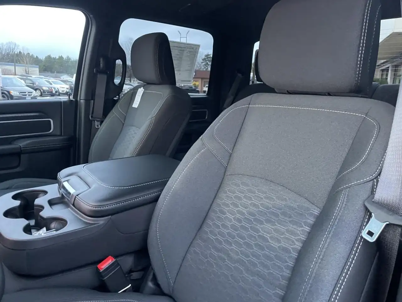 RAM 3500 снимка RAM 3500