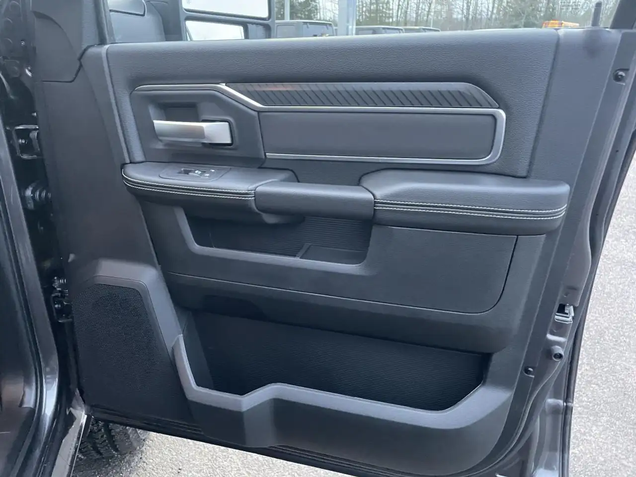RAM 3500 снимка RAM 3500