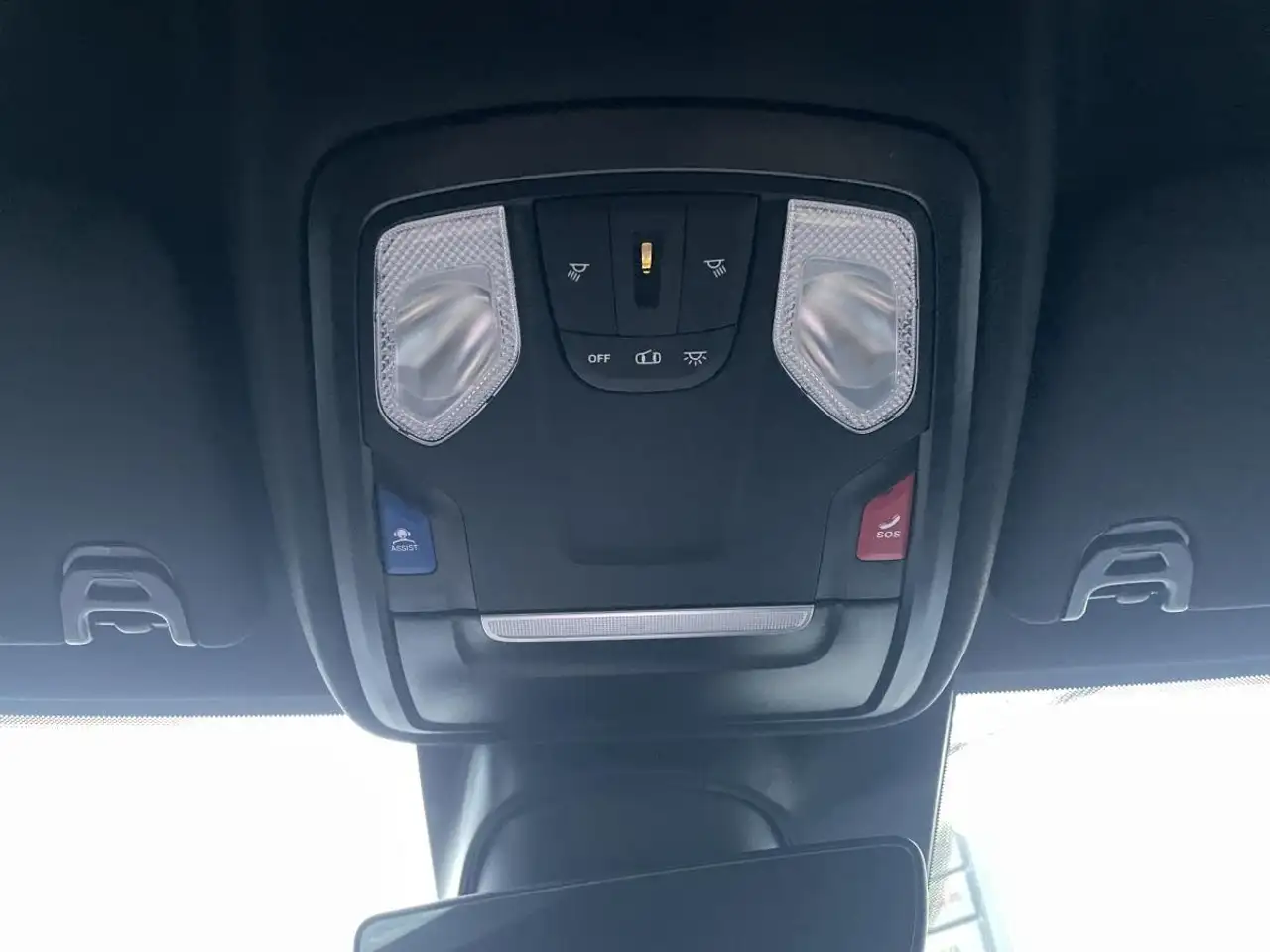 RAM 3500 снимка RAM 3500