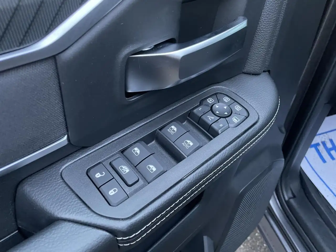 RAM 3500 снимка RAM 3500