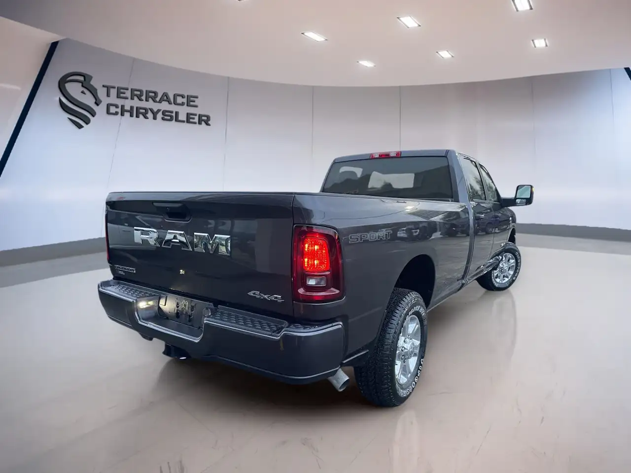 RAM 3500 снимка RAM 3500