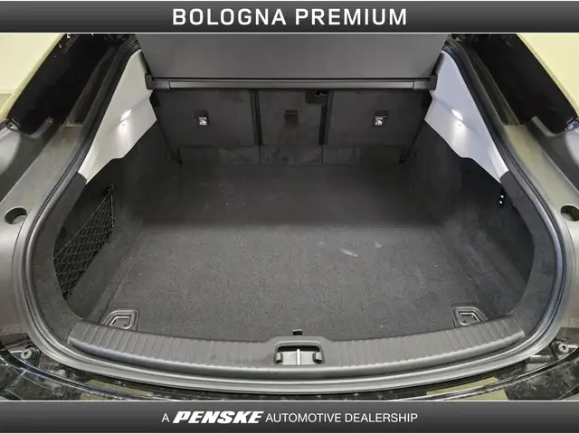 Volvo Es90 view 10