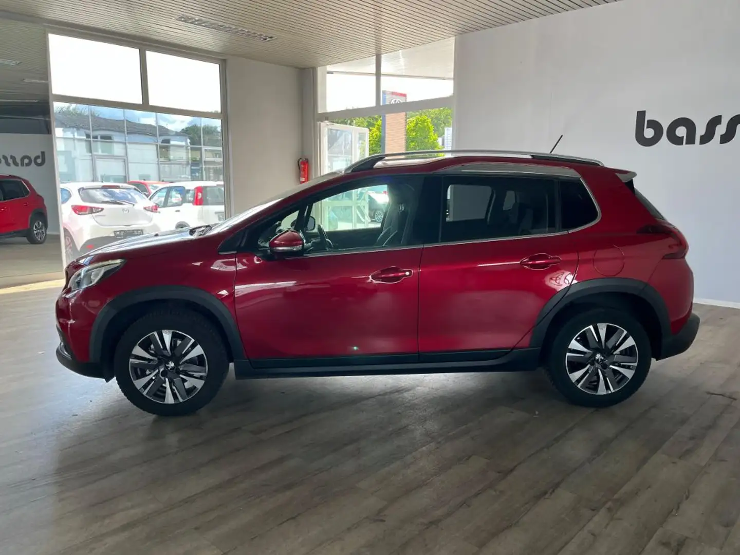 Peugeot 2008 PureTech 110 Stop&Start EAT6 Allure Rot - 2