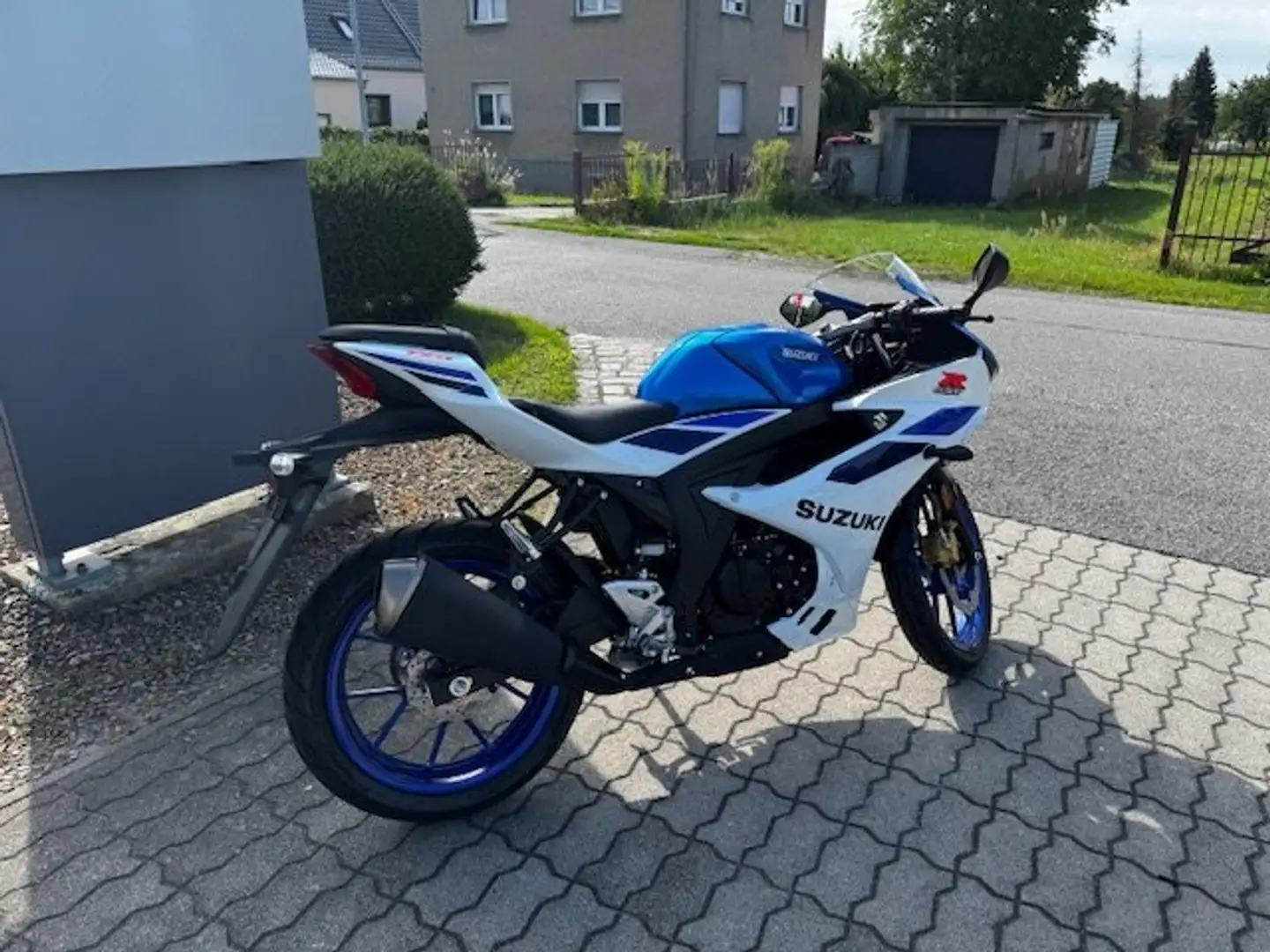 Suzuki GSX-R 125 GSX-R 125 RLXM5 Weiß - 2