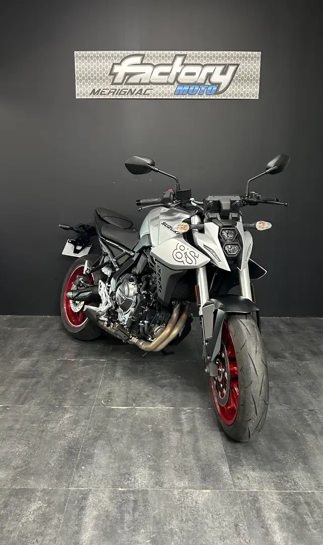 Suzuki GSX 8S Argent - 2