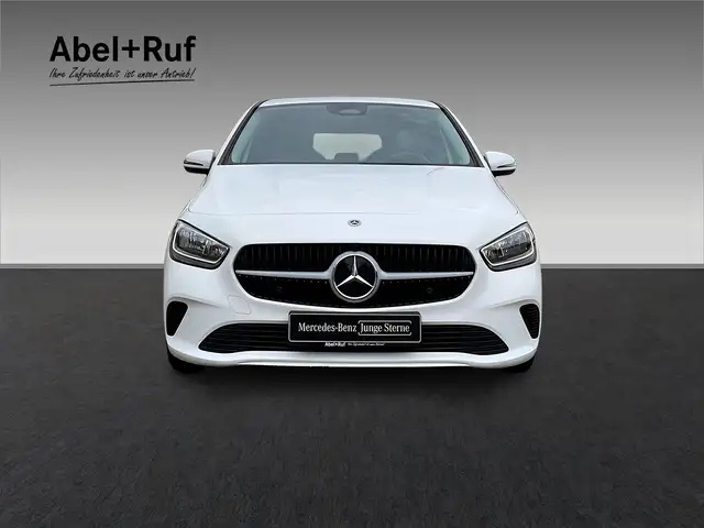 Mercedes-Benz B Class view 2
