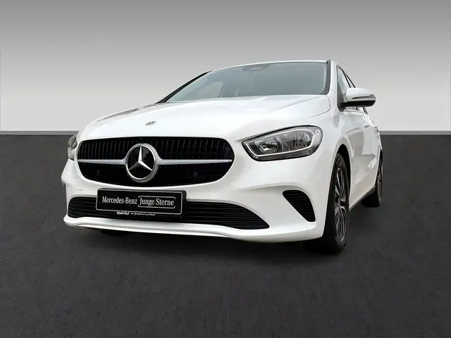 Mercedes-Benz B Class view 3