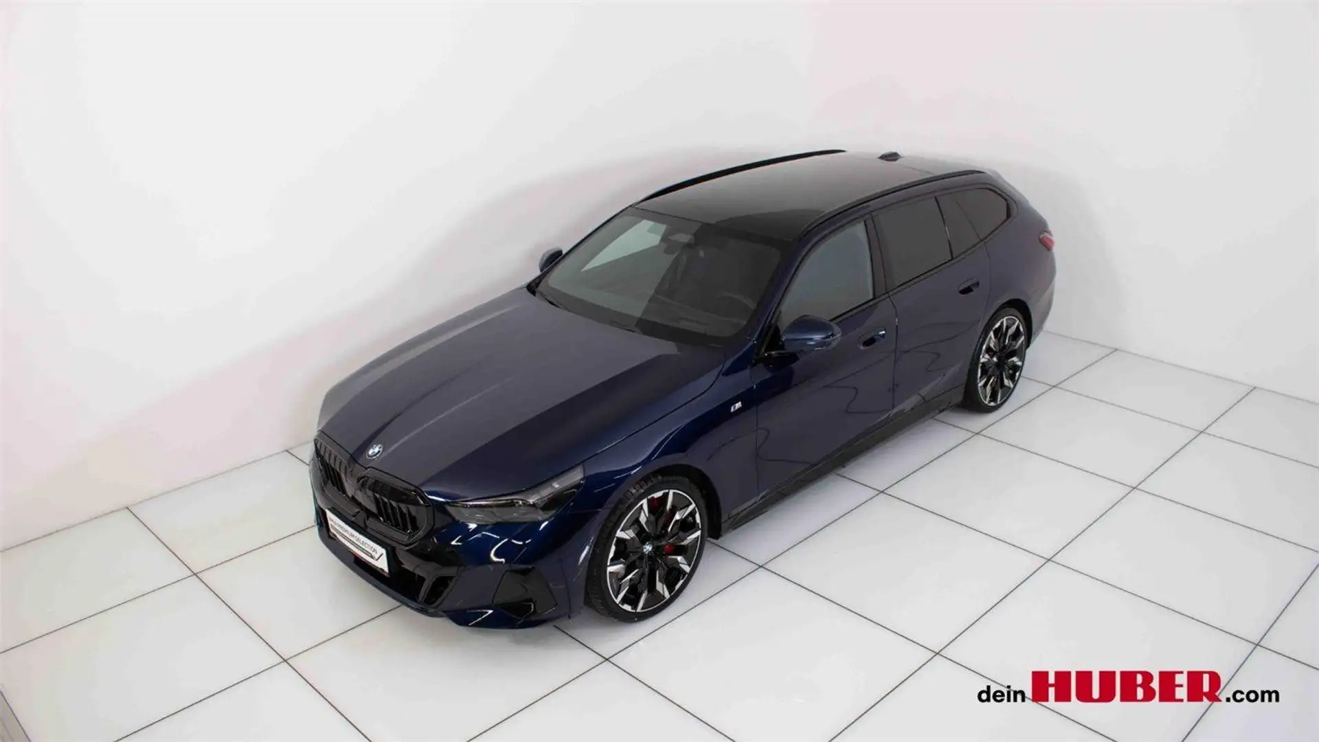 BMW 540 540 d xDrive Touring G61 Modrá - 2