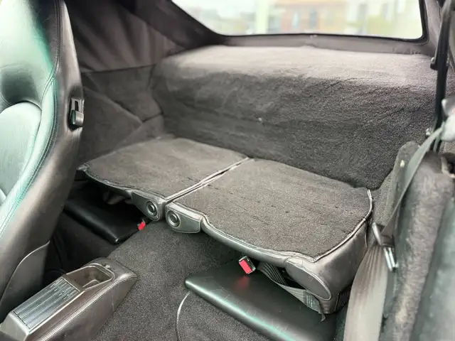 Porsche 911 view 14
