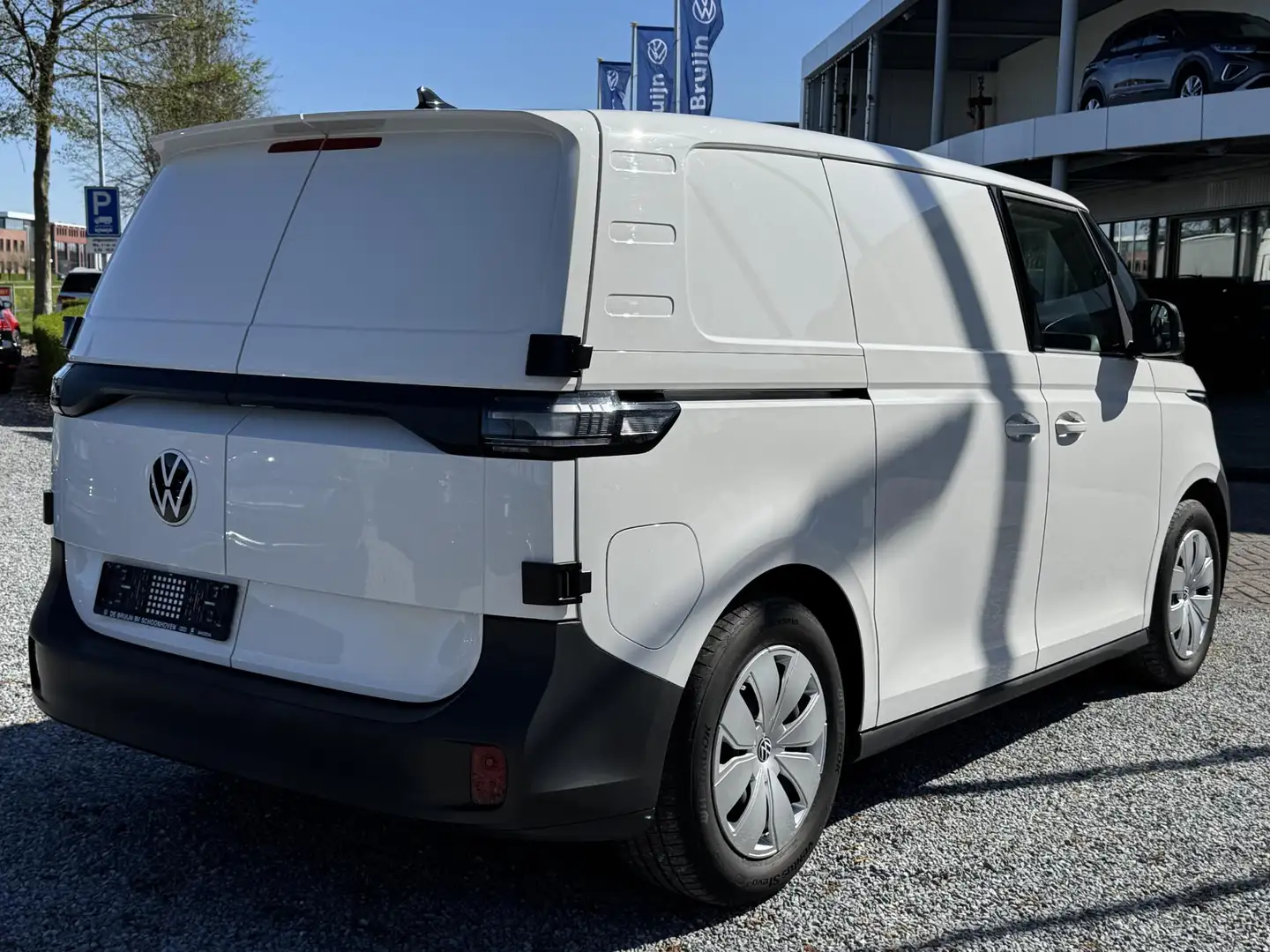 Volkswagen ID. Buzz Cargo 77 kWh 204pk (Pdc,Deuren,Bank) Wit - 2