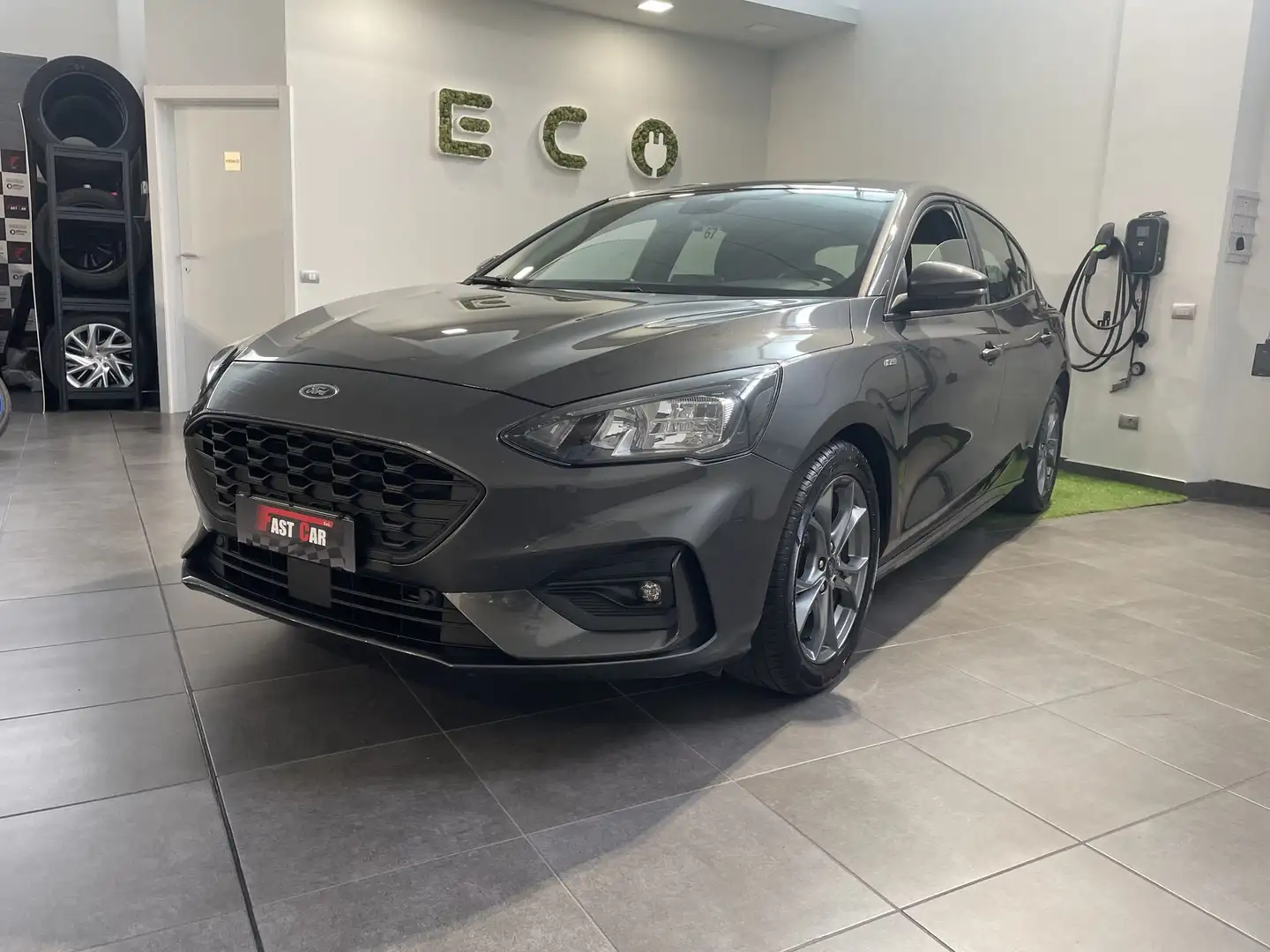 Ford Focus 1.0 EcoBoost 125 CV 5p. ST Line Grigio - 1