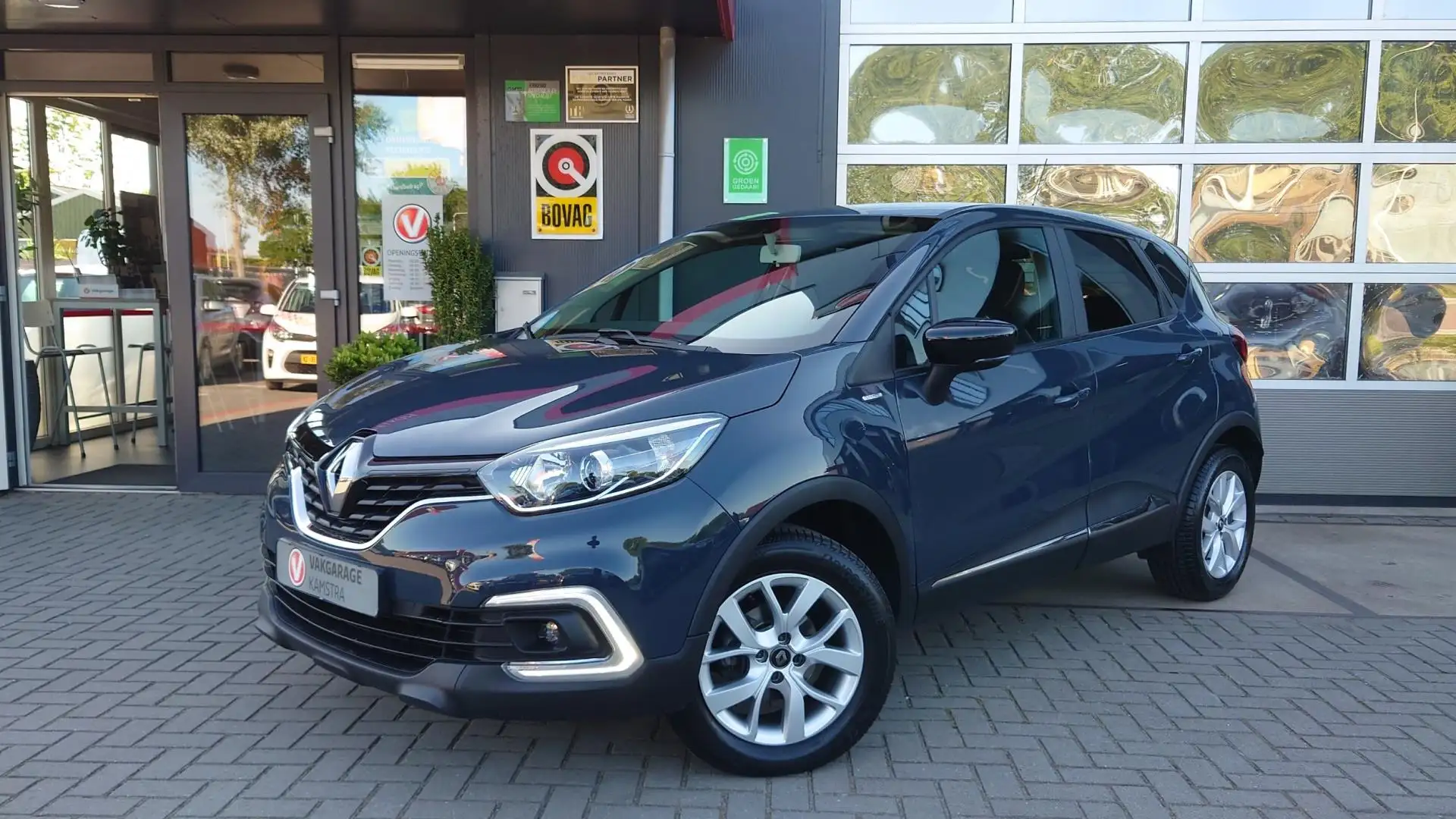 Renault Captur 0.9 TCe Limited NAP Navi/DAB+/PDC/Airco/Cruise Blauw - 2