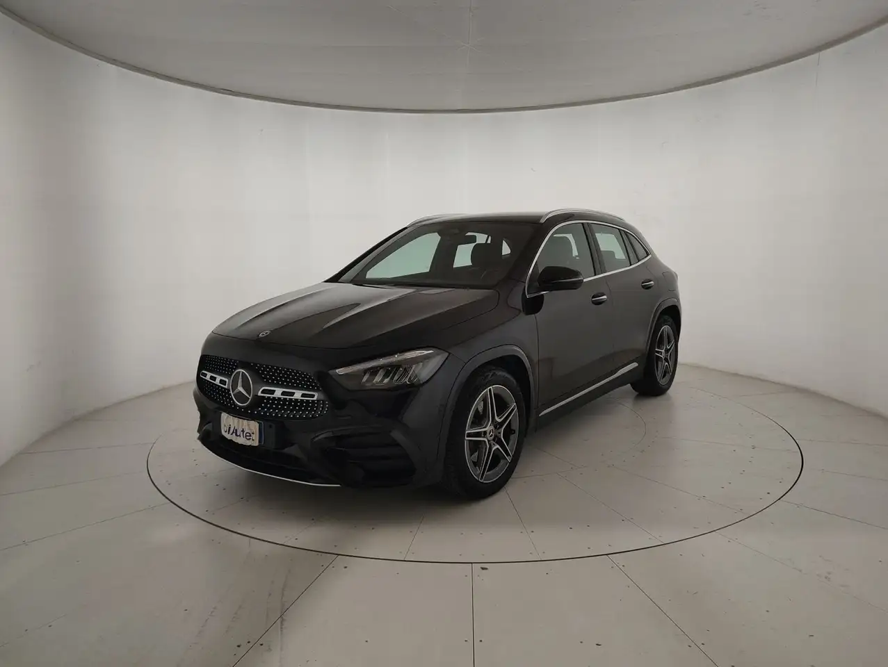 Mercedes-Benz GLA 200