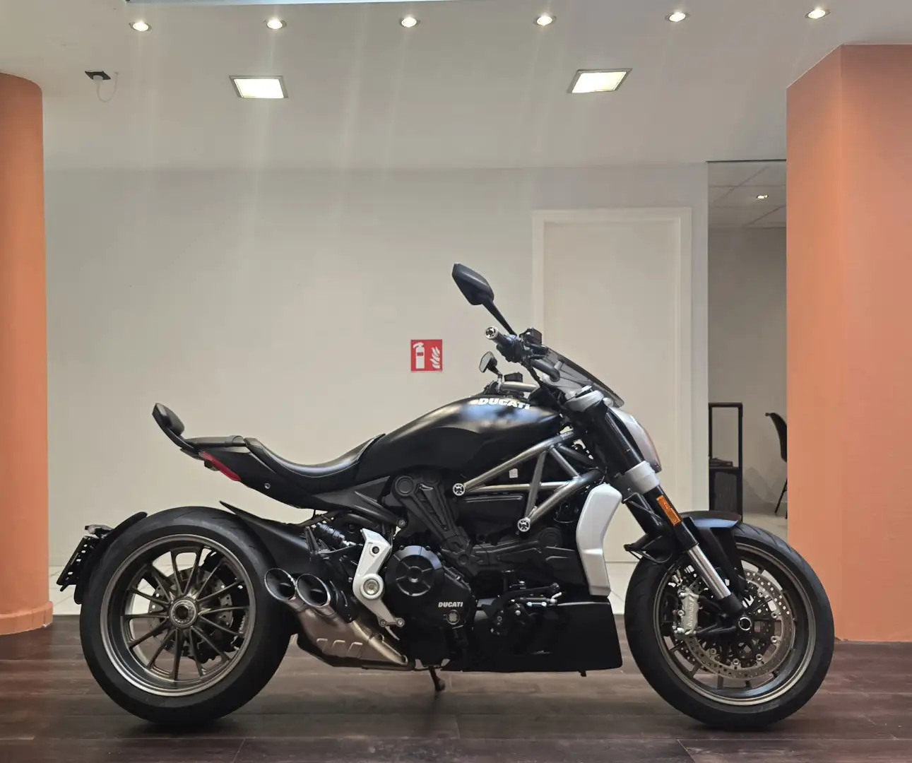 Ducati XDiavel Negro - 1