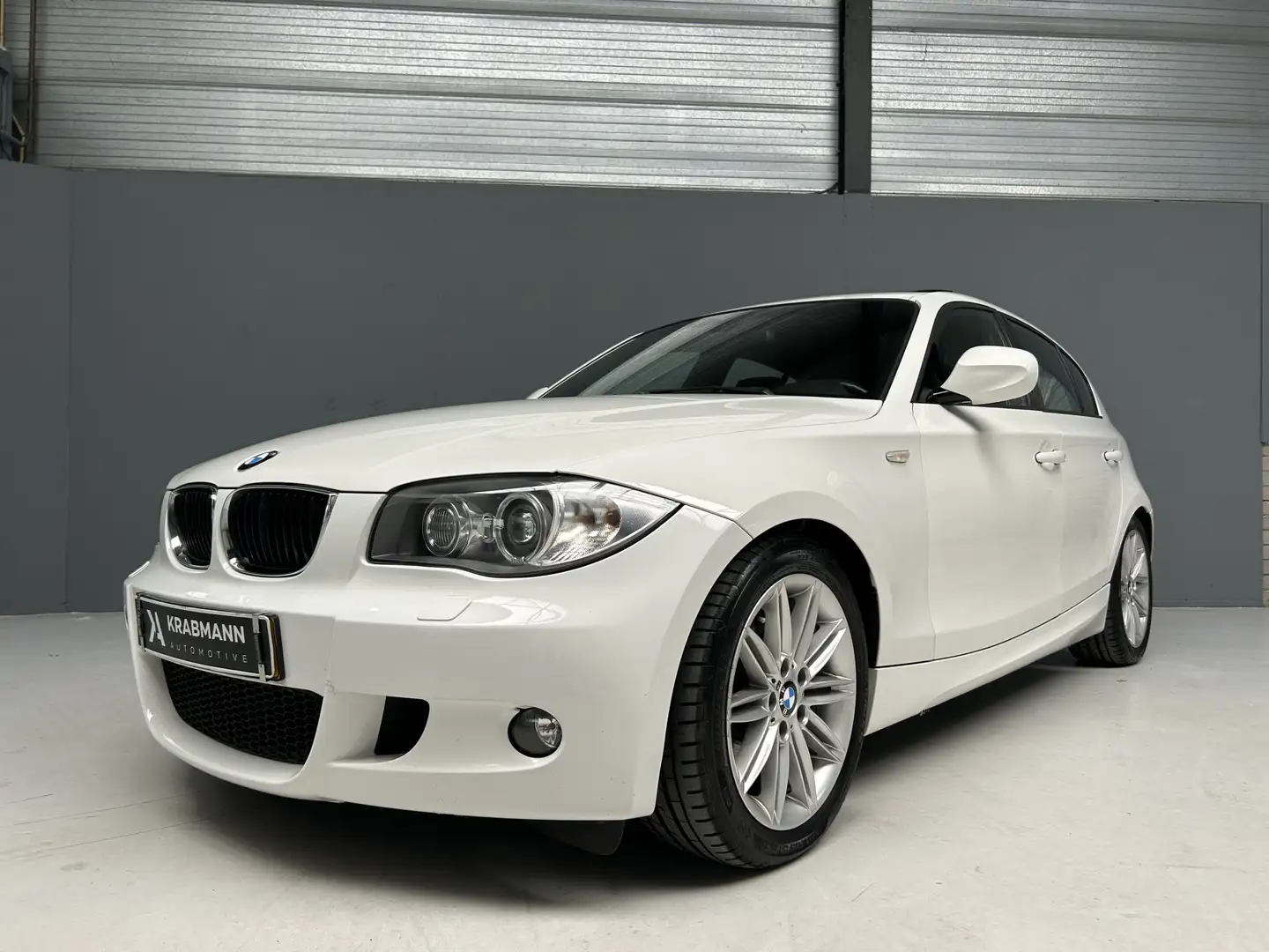 BMW 118 1-serie 118i High Executive M-Sport | Automaat bijela - 1