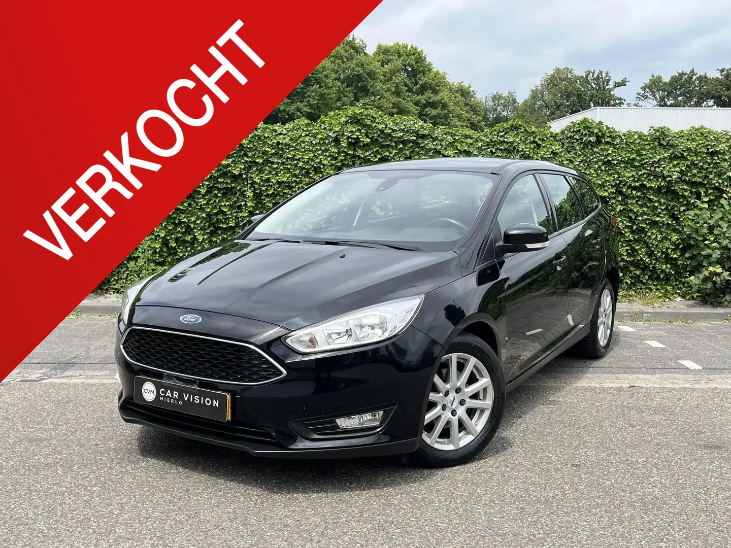 Ford Focus Wagon 1.0 Edition * Cruise * Navi * Nieuwe Distrib Zwart - 1