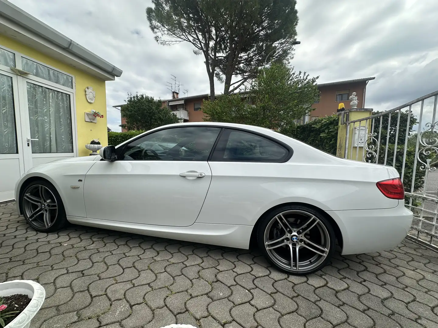 BMW 320 Bmw 320i (E92) Coup M Sport Alb - 2