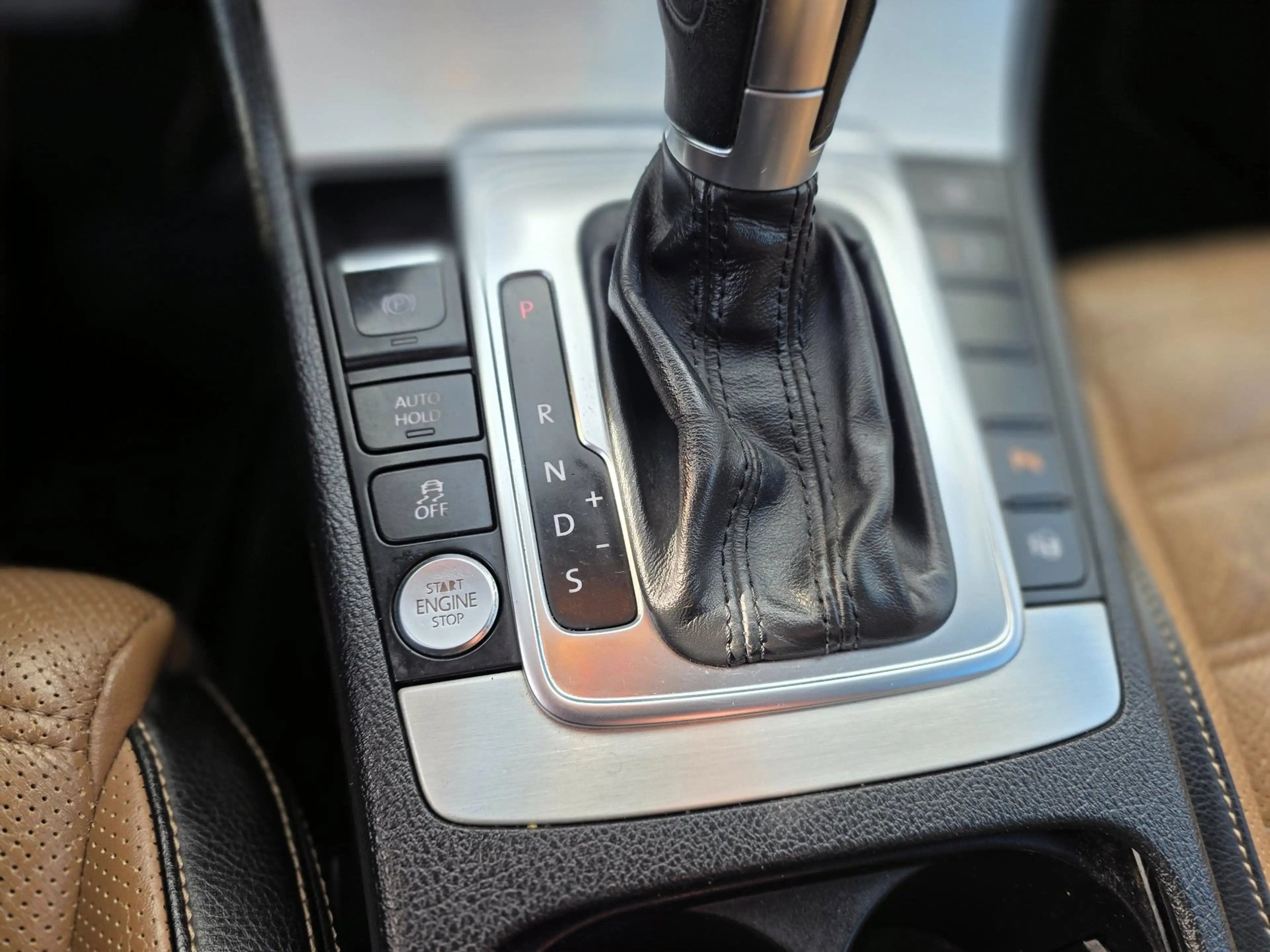 Volkswagen Passat CC 2.0 TSI 4p. Automaat 1e eigenaar leerbekeleding st — photo 9