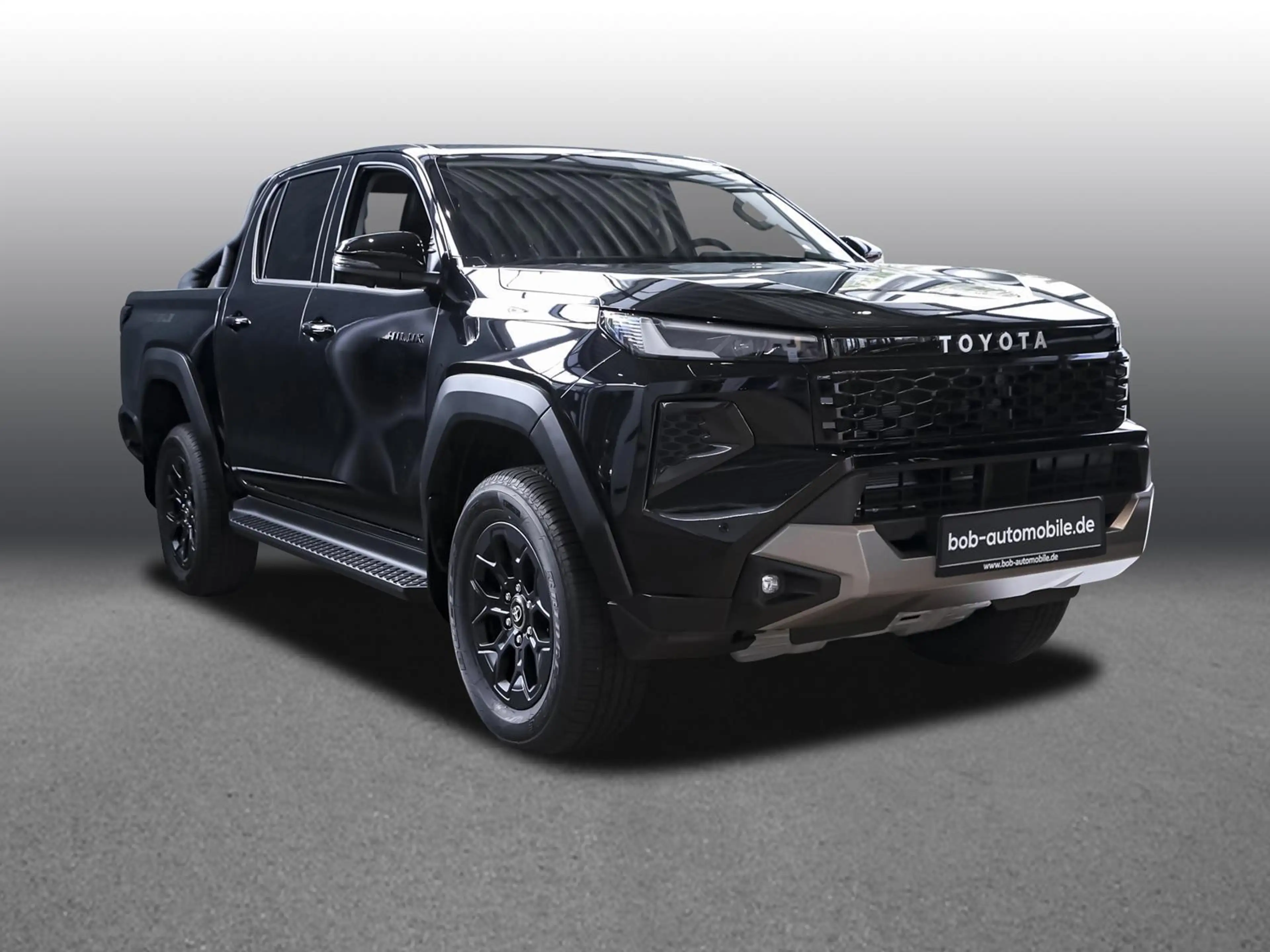Toyota Hilux Double Cab Invincible 2,8L Diesel Leder
