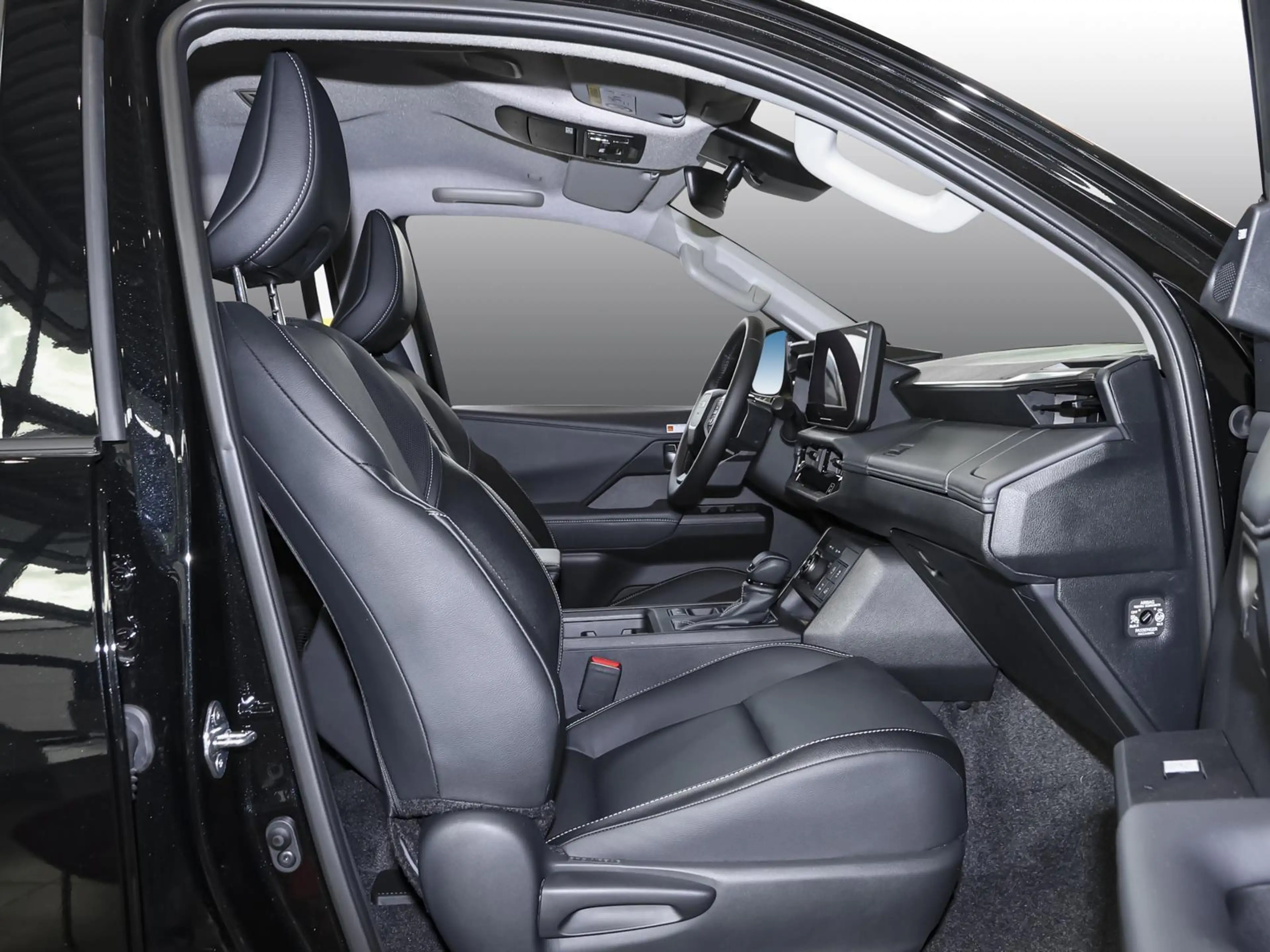 Toyota Hilux Double Cab Invincible 2,8L Diesel  Leder — photo 3